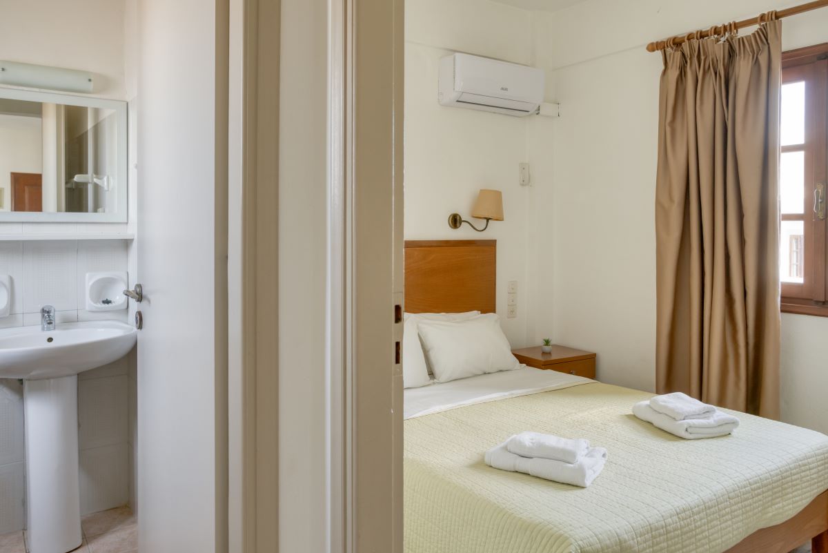  DOUBLE APARTMENT BALCONY OR  TERRACE