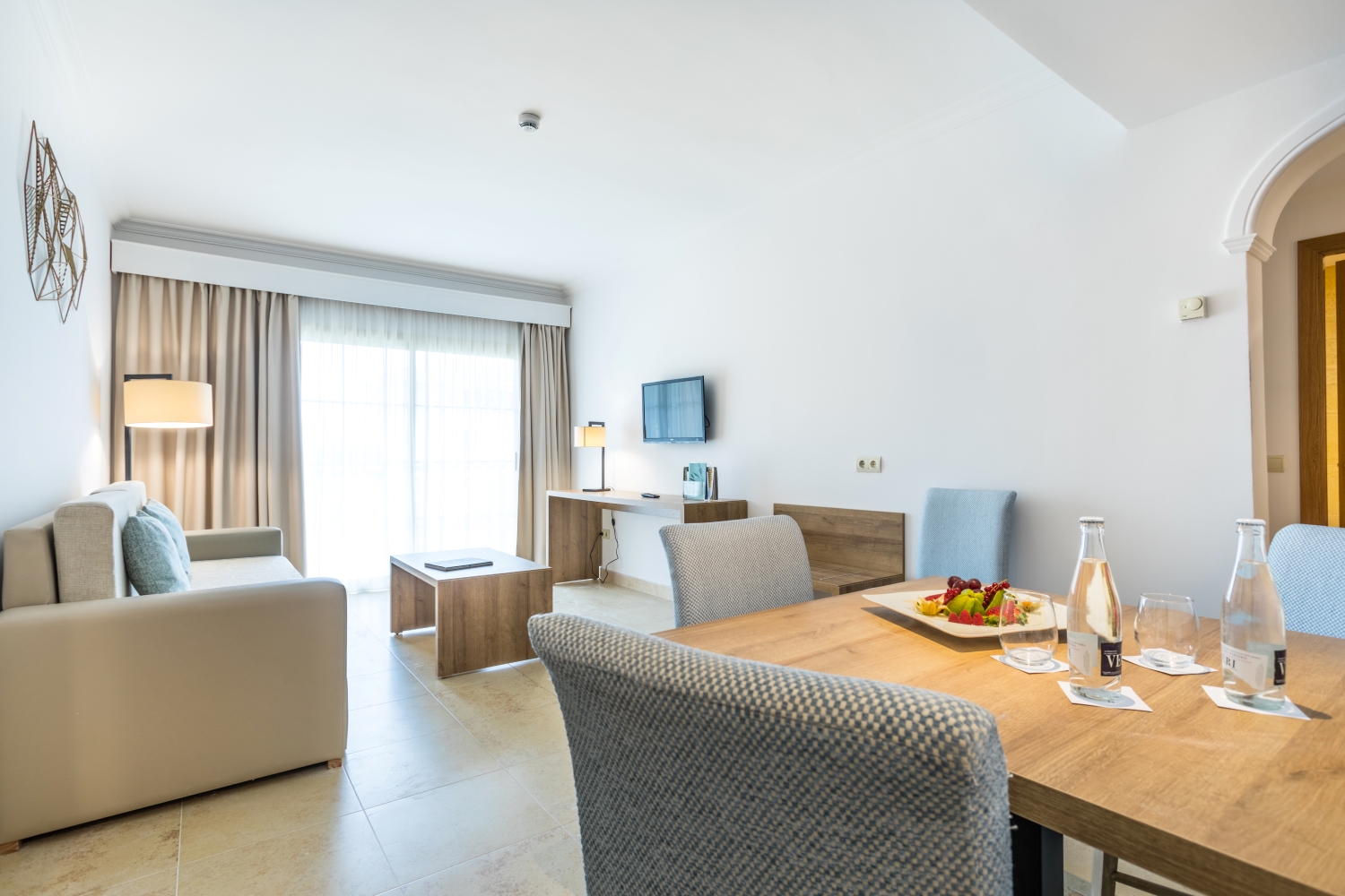 ONE BEDROOM SUITE