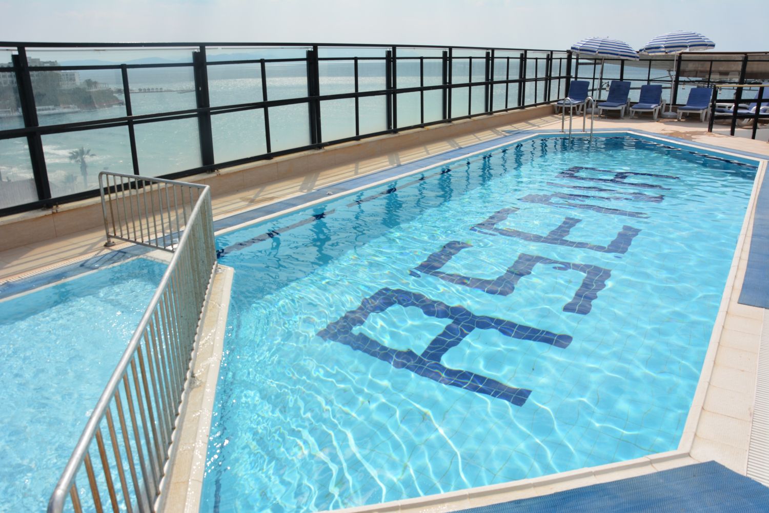 Piscina deschisă