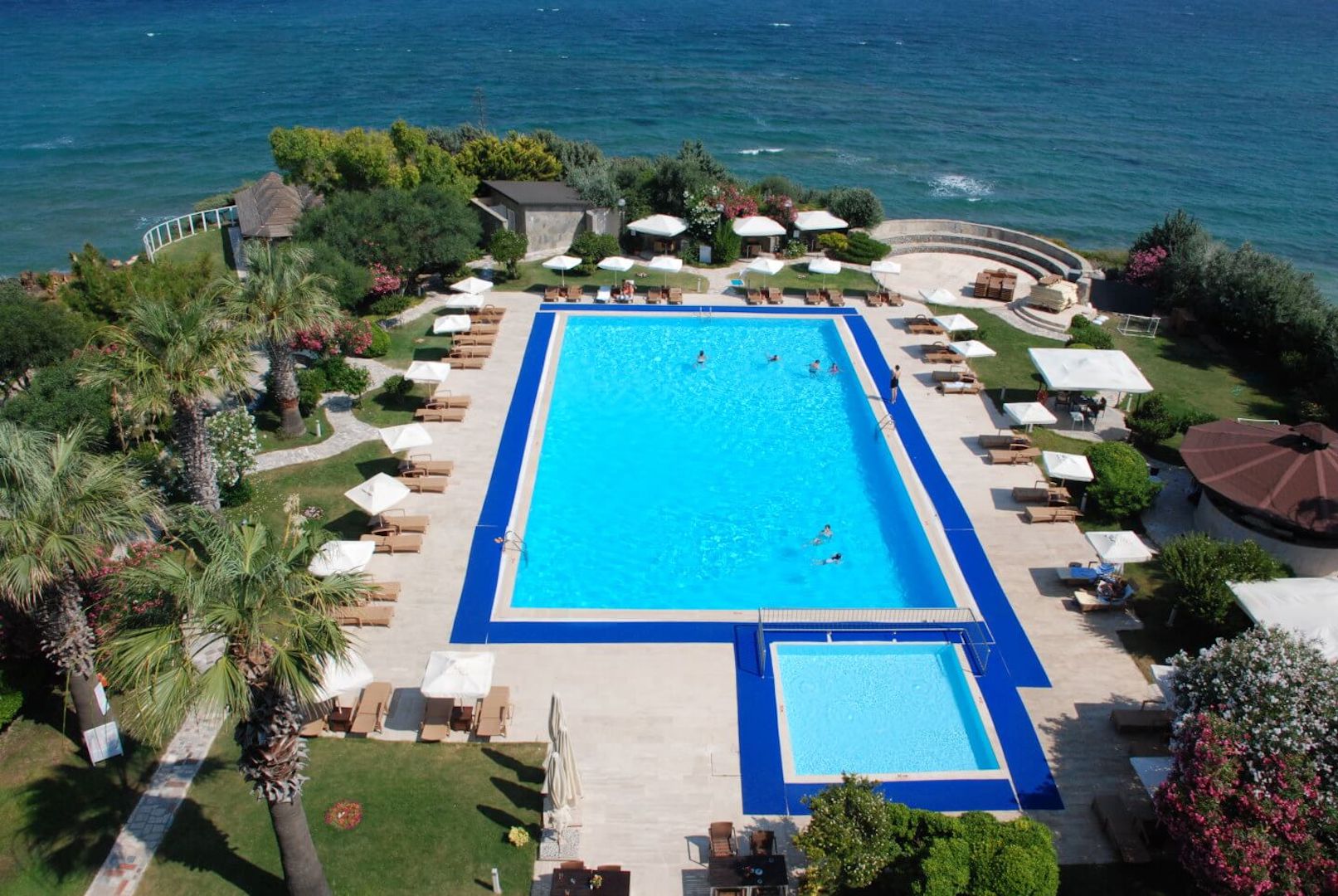 Piscina deschisă