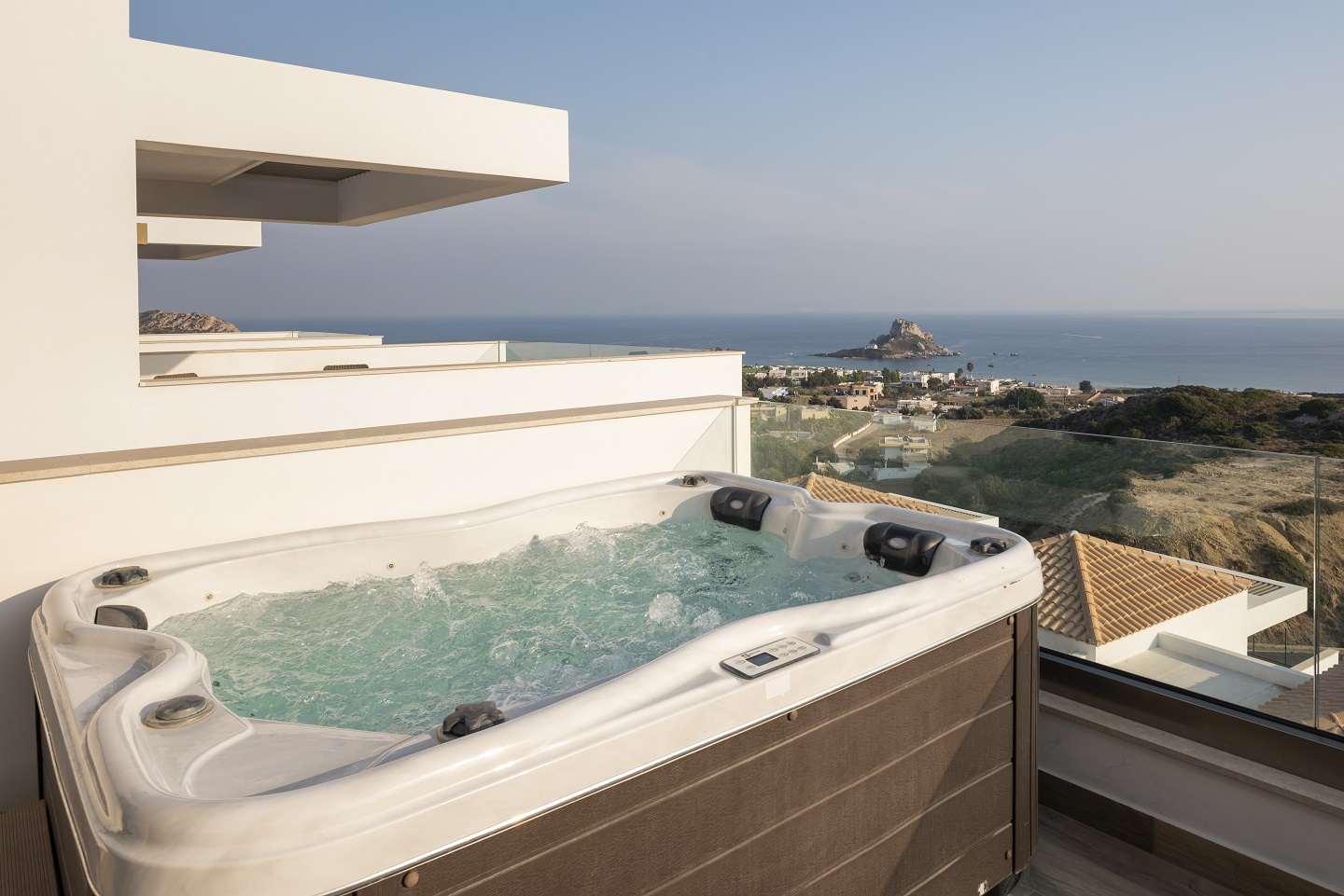 Superior Suite Sea View Private Outdoor Jacuzzi