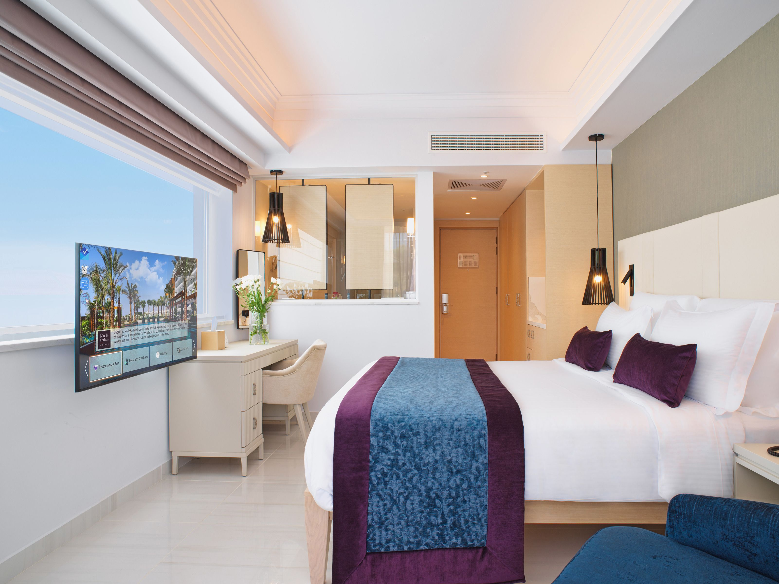 SUPERIOR ROOM INLAND VIEW