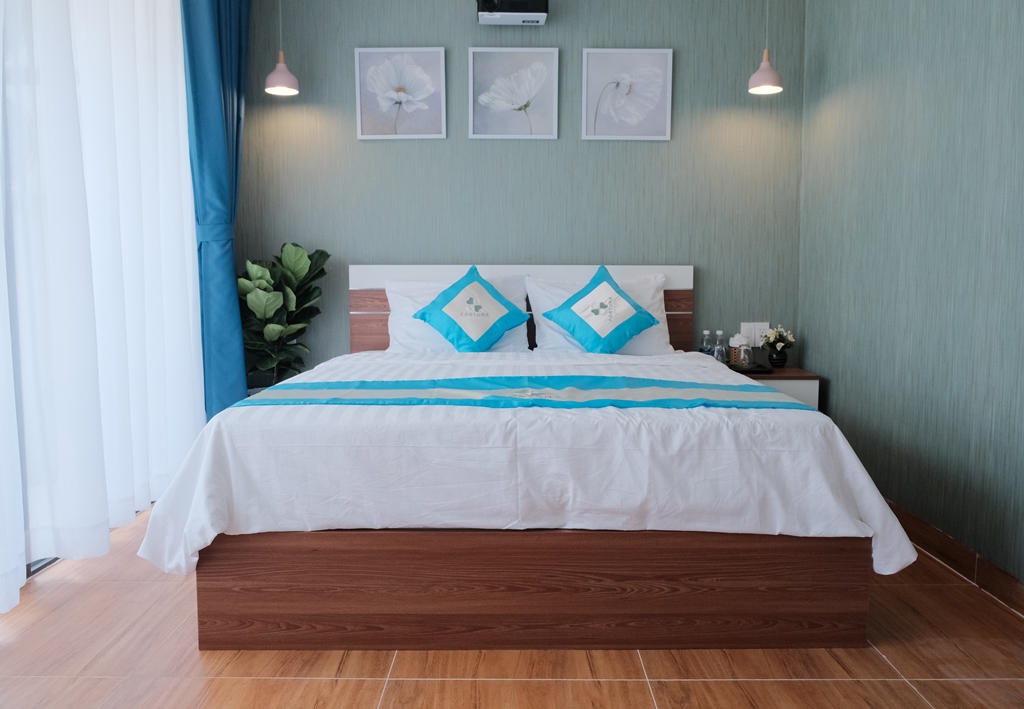 DELUXE DOUBLE ROOM WITH BALCONY 