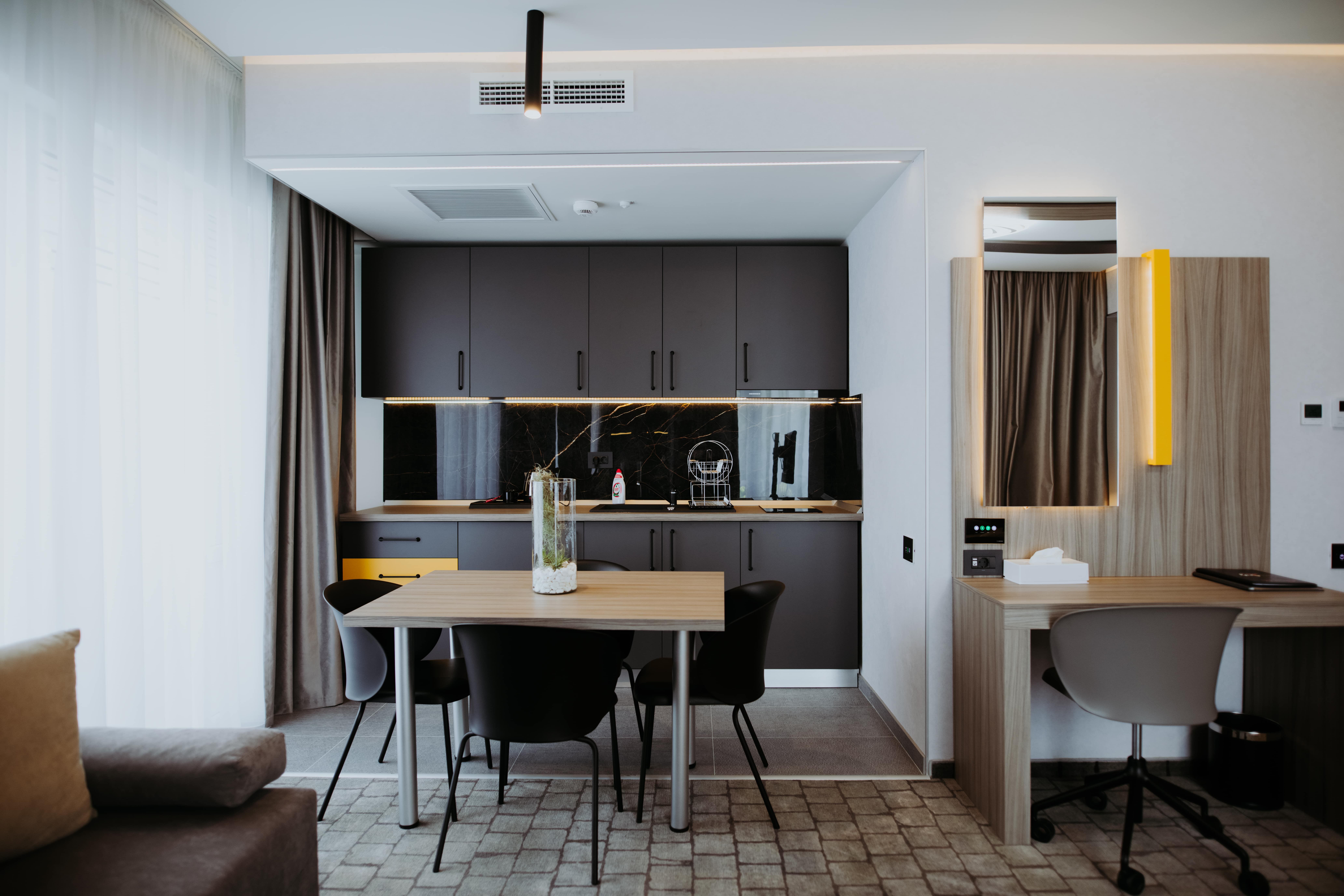 Studio cu Balcon