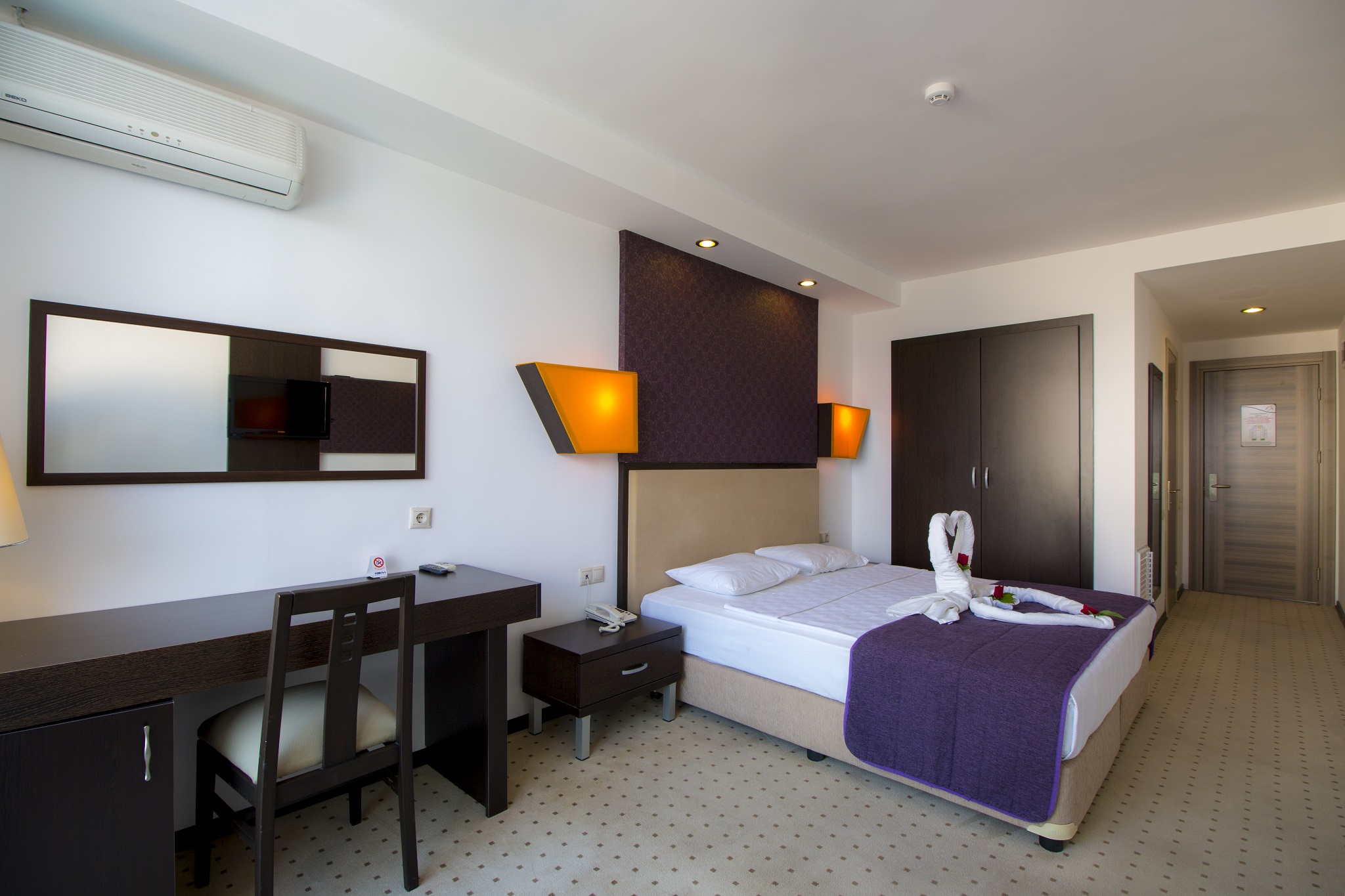 STANDARD ROOM SIDE SEA VIEW