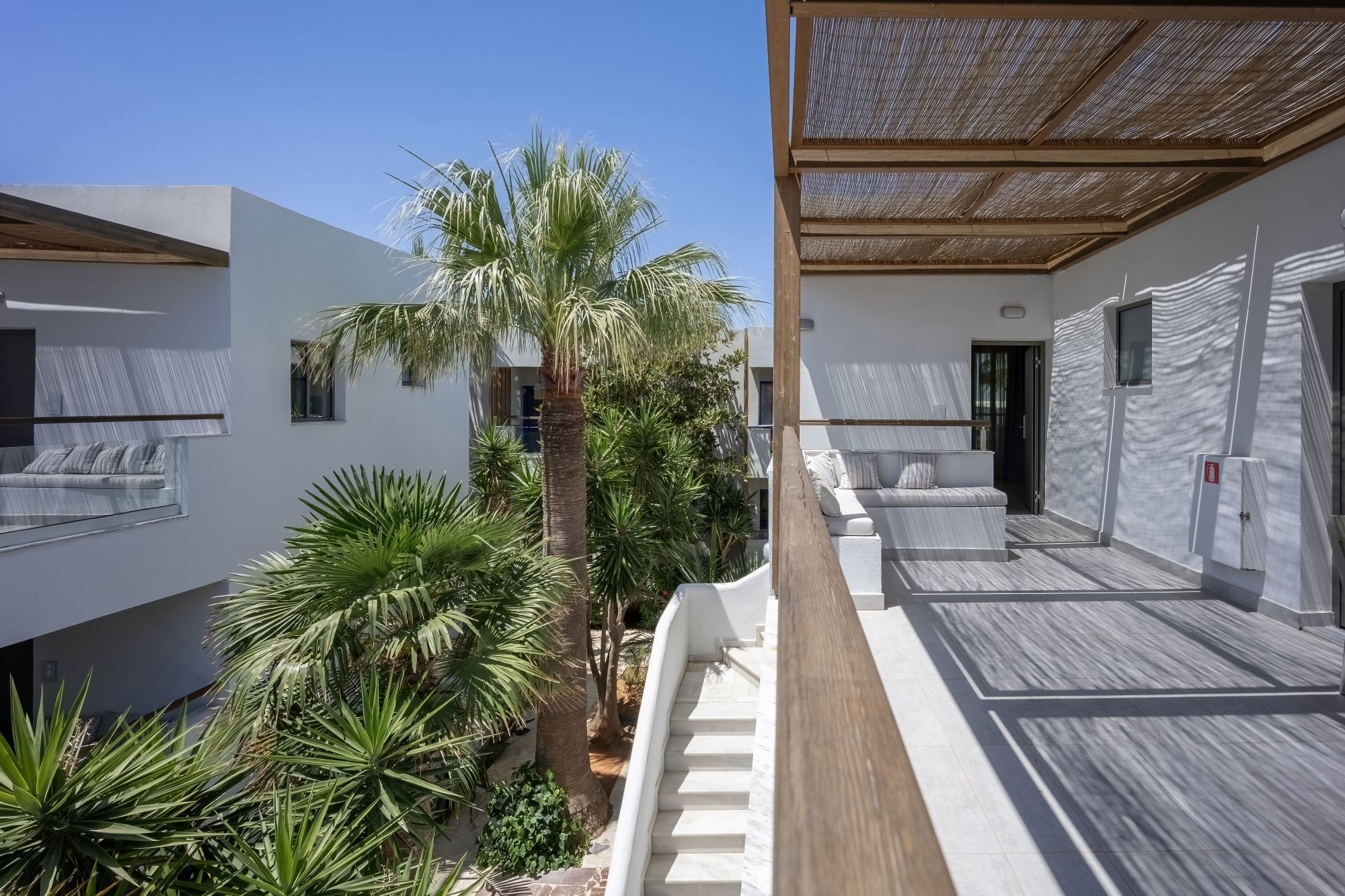DOUBLE SUPERIOR STUDIO BALCONY OR TERRACE