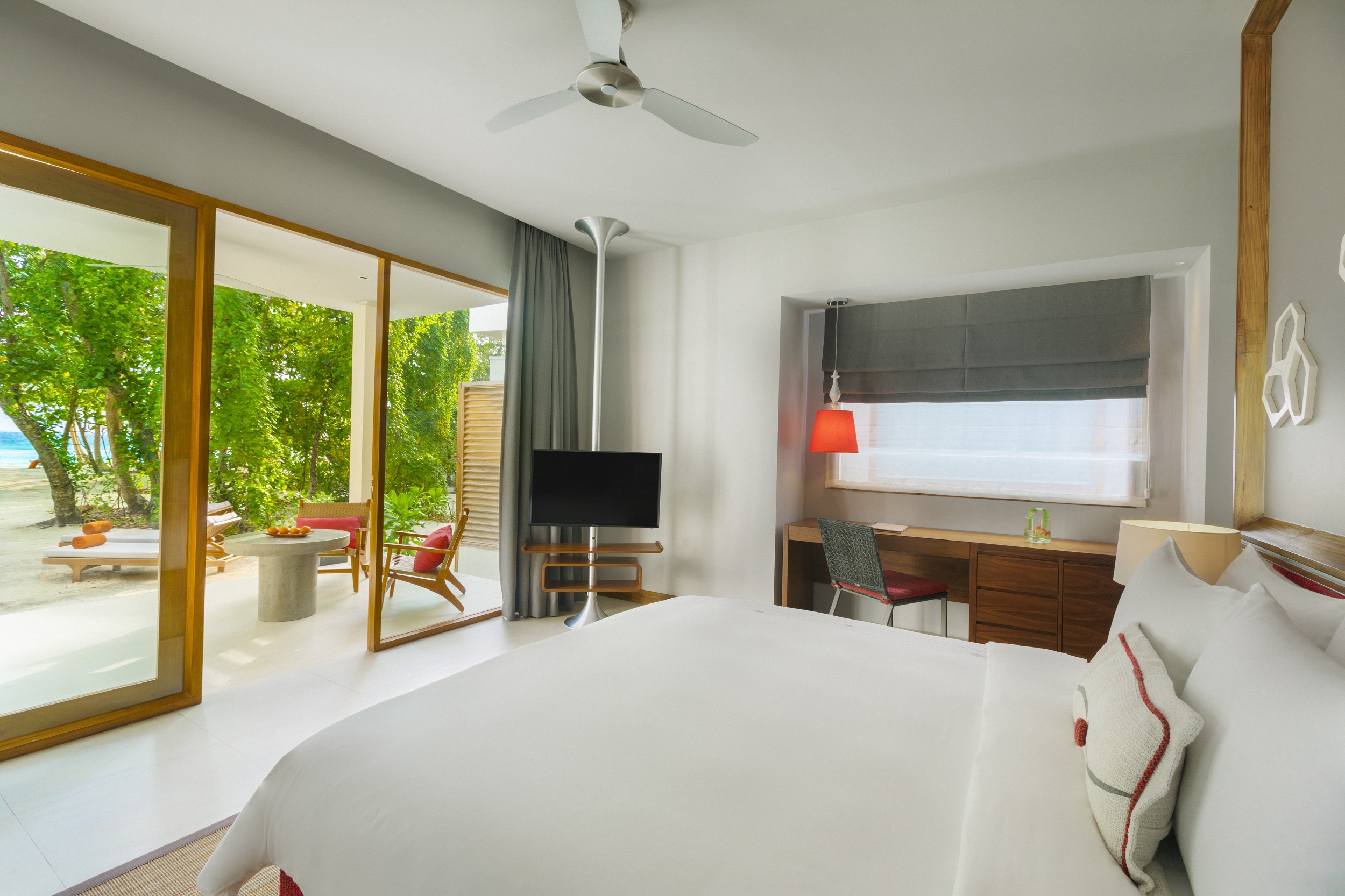 BEACH BUNGALOW