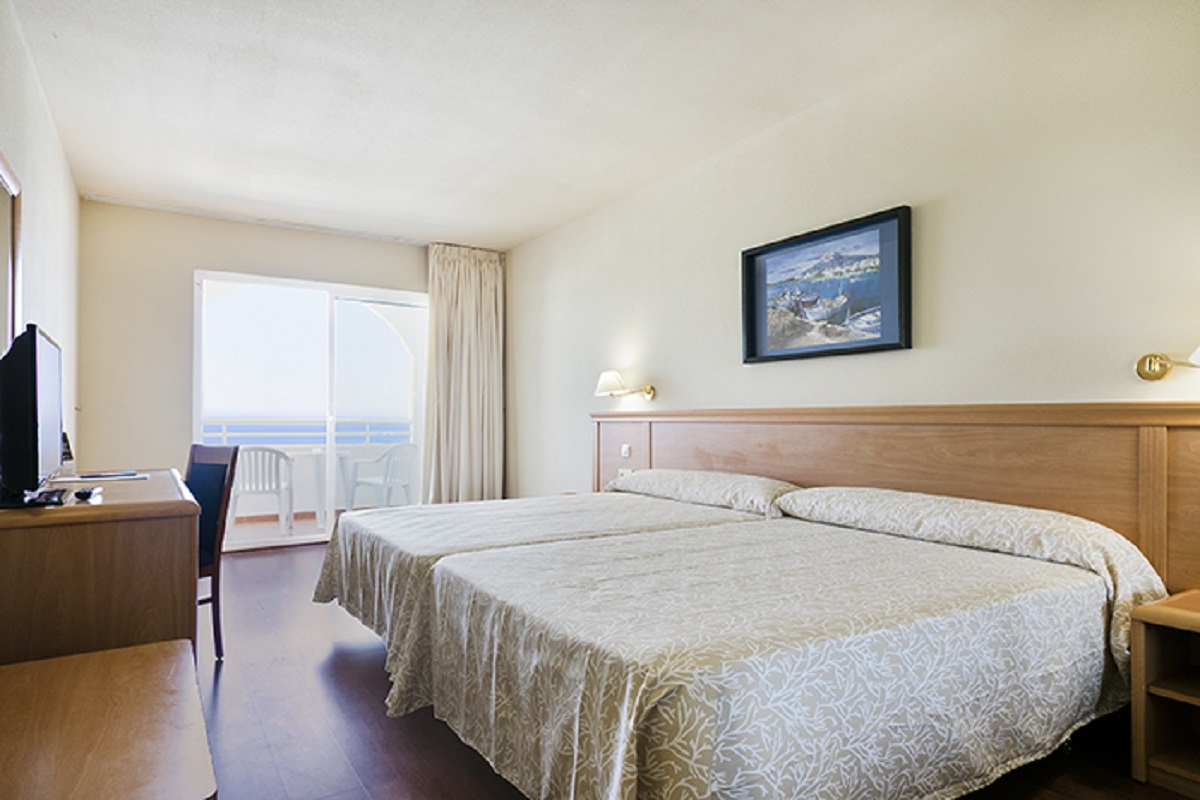 DOUBLE ROOM STANDARD WTIH TERRACE