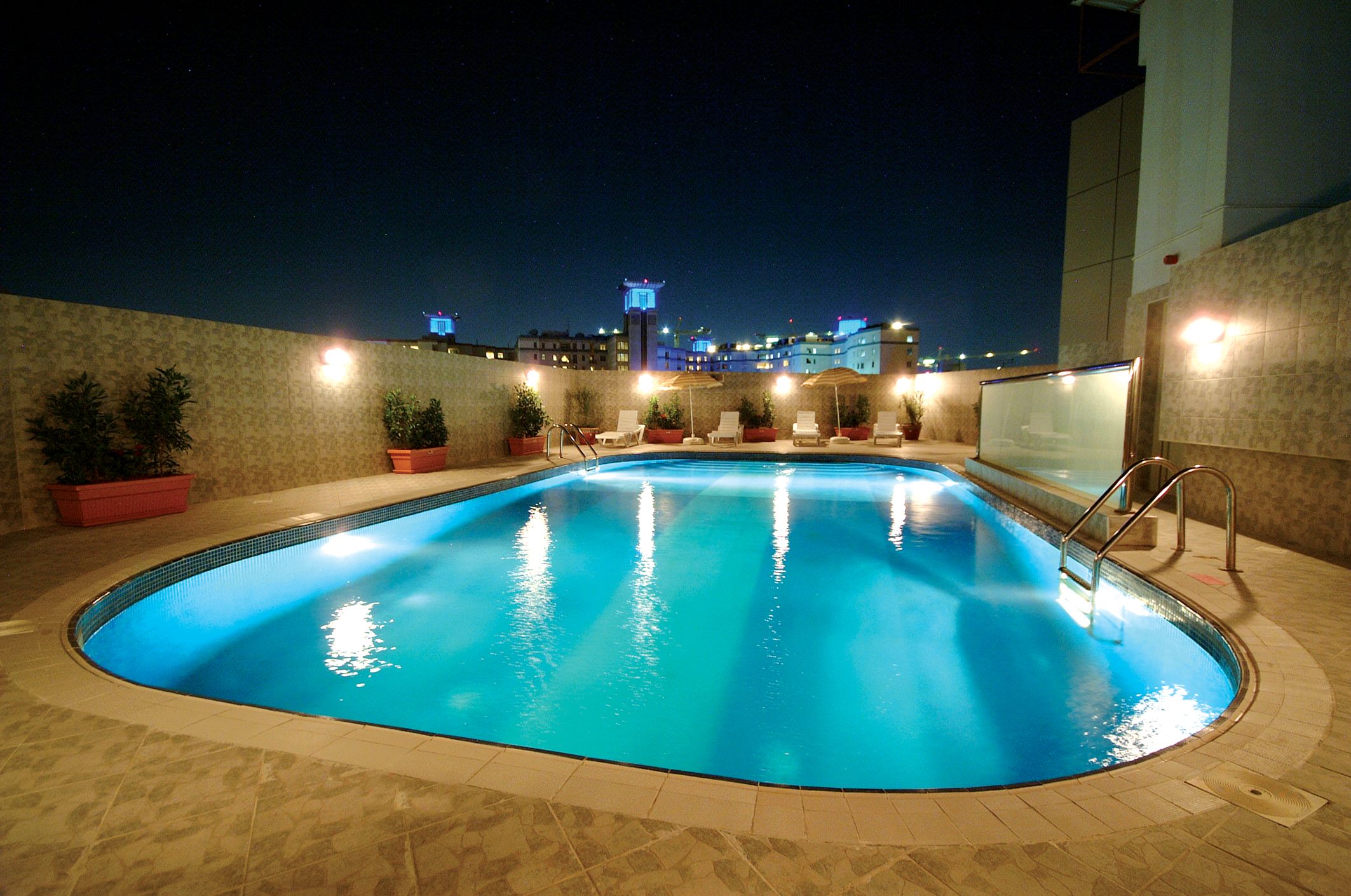 Piscina deschisă