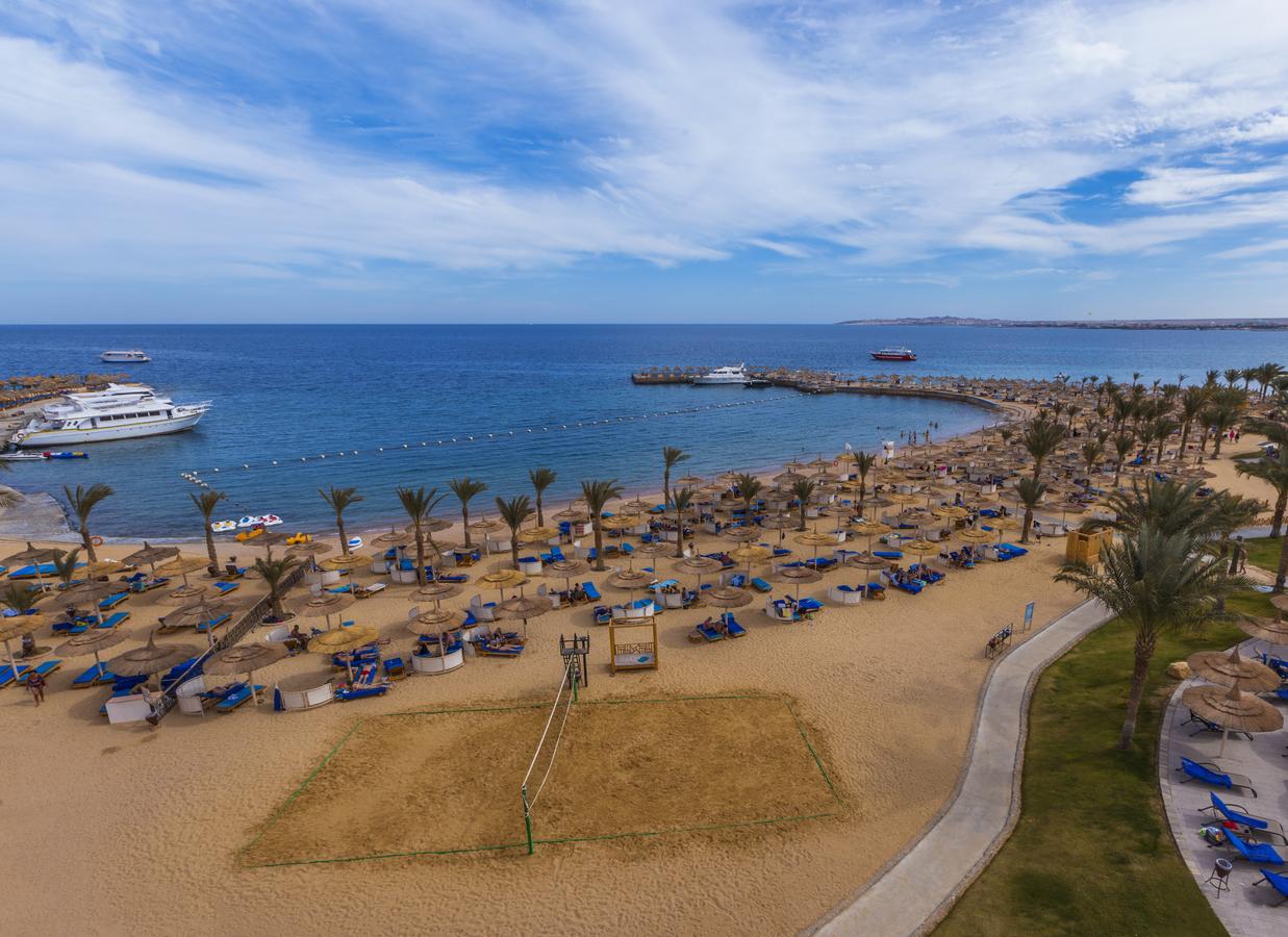 beach-albatros-resort-families-and-couples-only_15965908467.jpg
