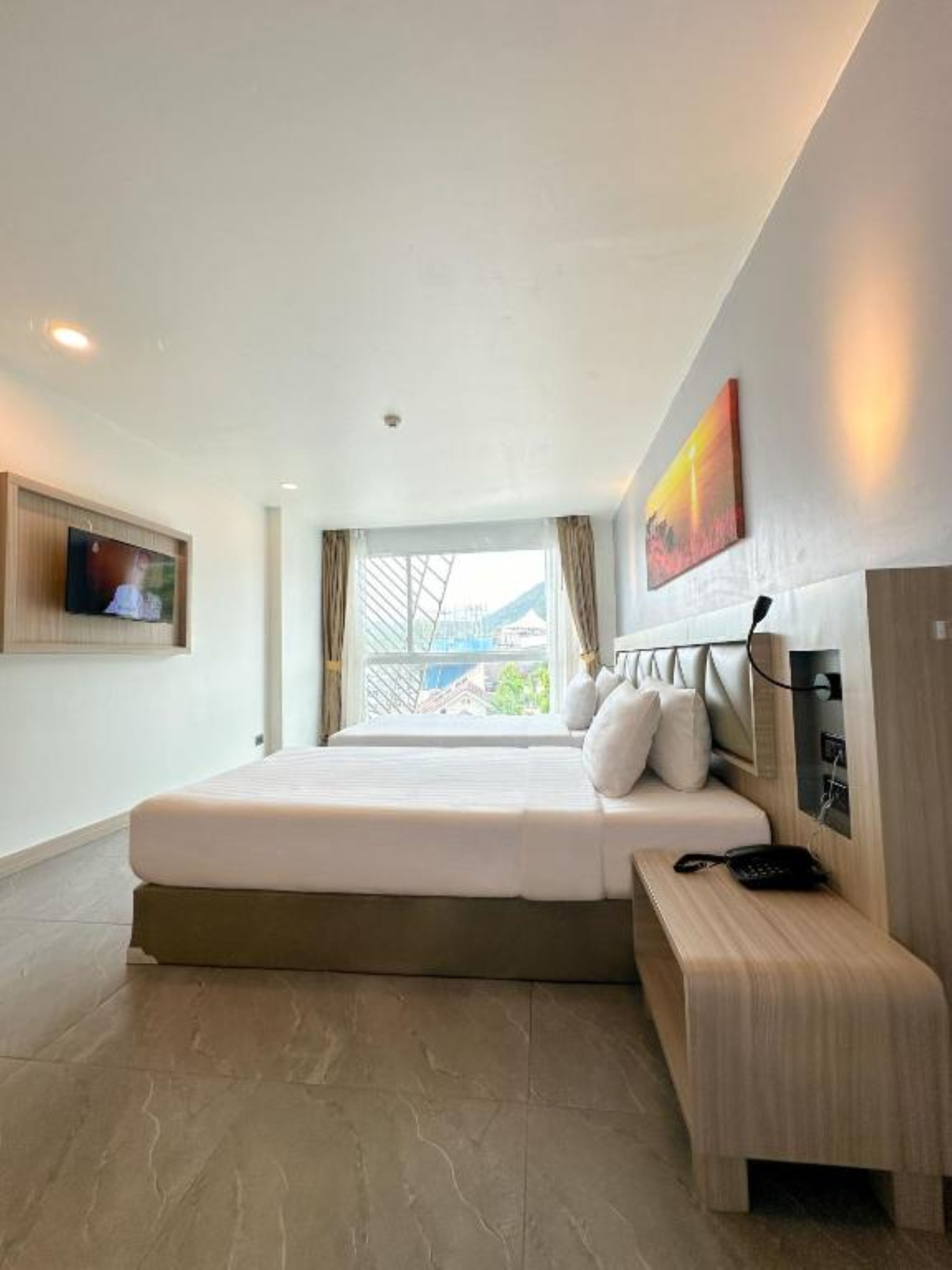 Premium Superior Twin Mountain View