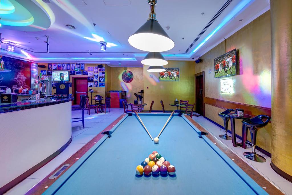 ORO Restaurant and Lounge 