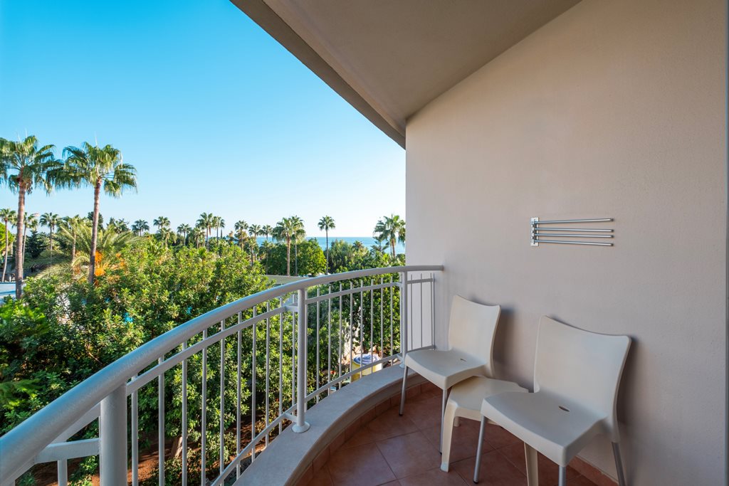 STANDARD ROOM SIDE SEA VIEW WITH BALCONY