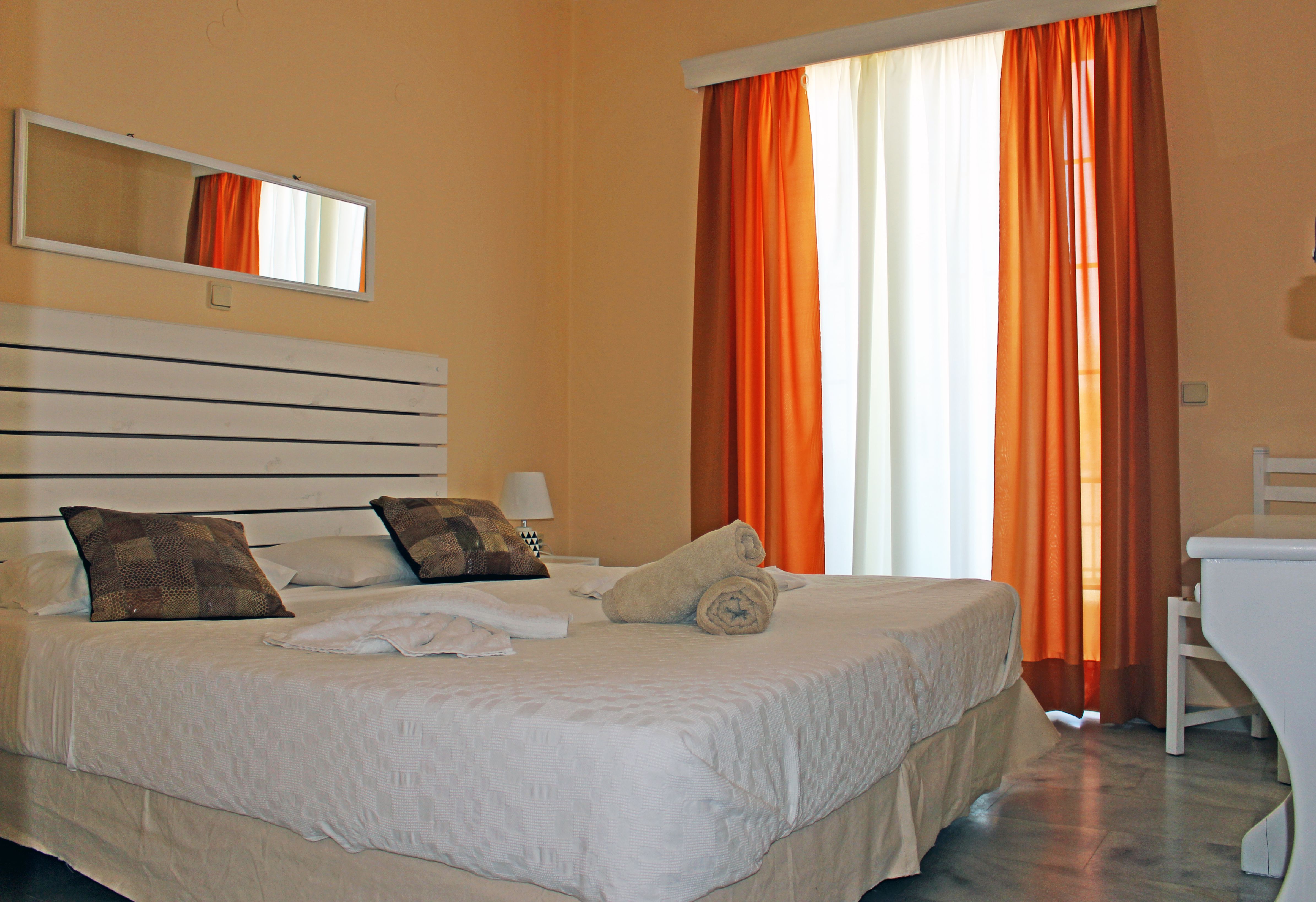 Apartment 1 Bedroom Street View 