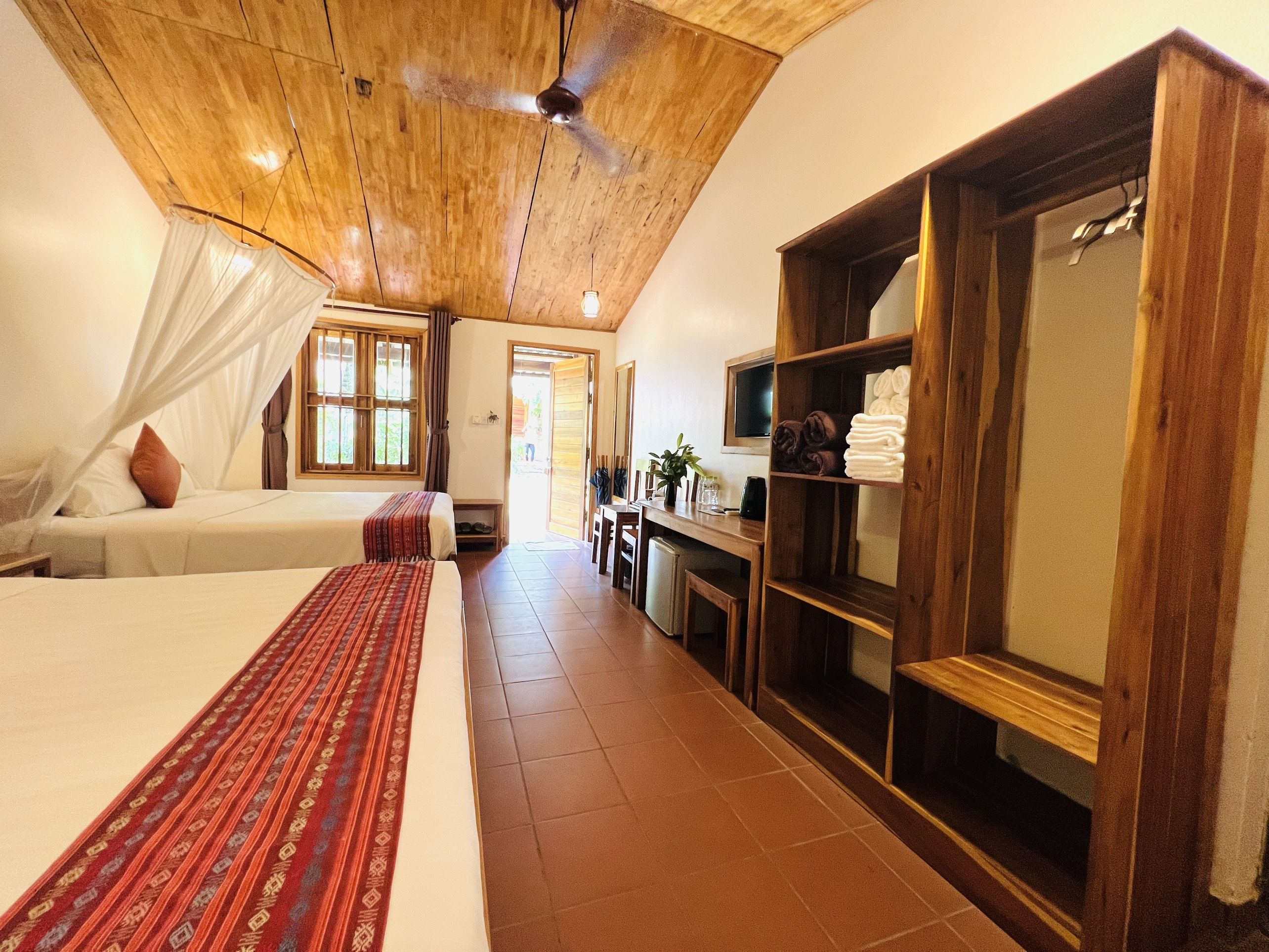 FAMILY BUNGALOW