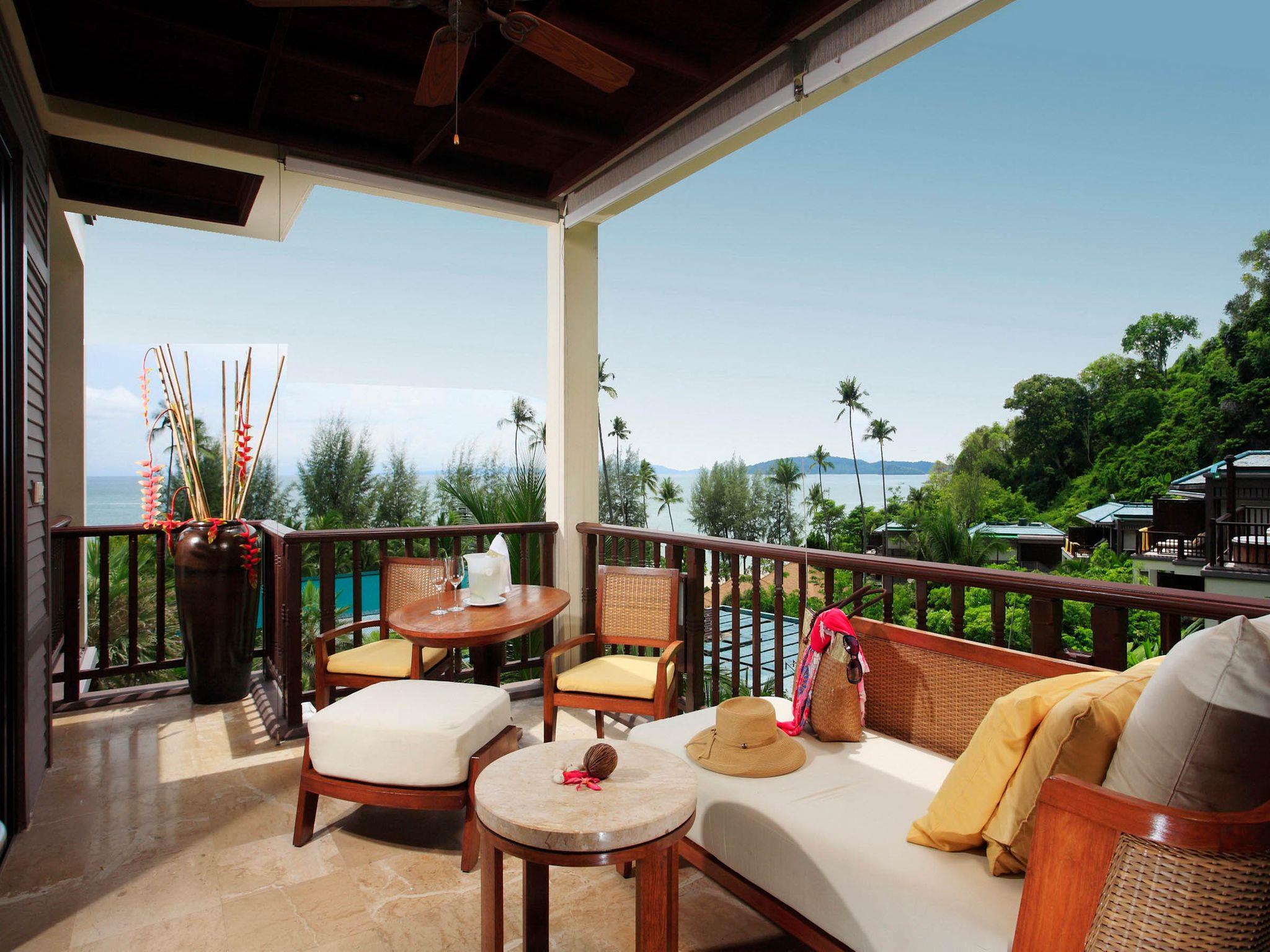 PREMIUM DELUXE SPA OCEAN VIEW