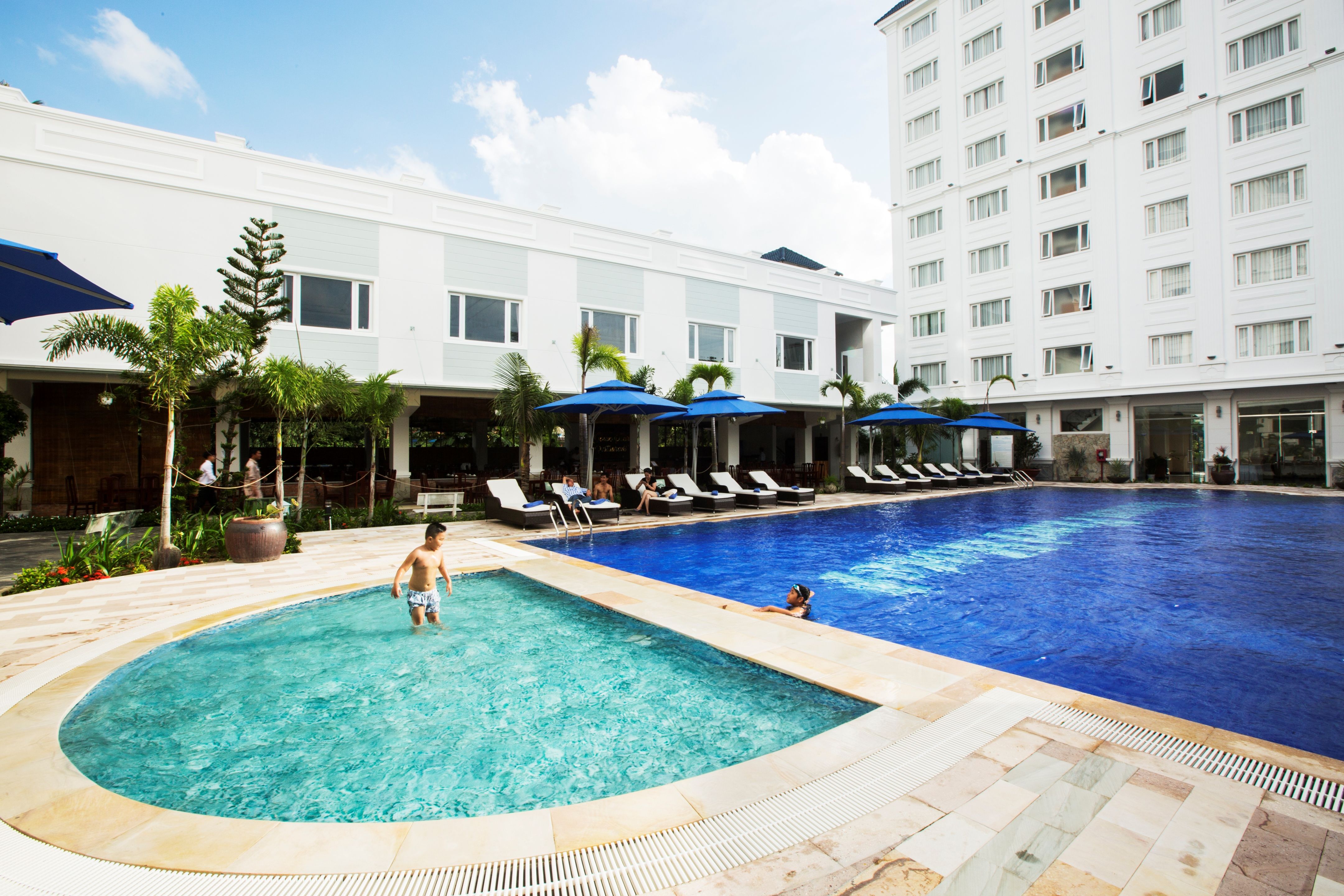 Piscina deschisă