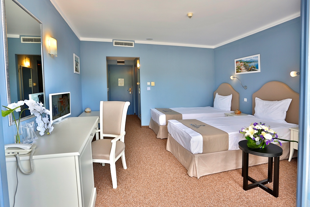 TWIN STANDARD ROOM