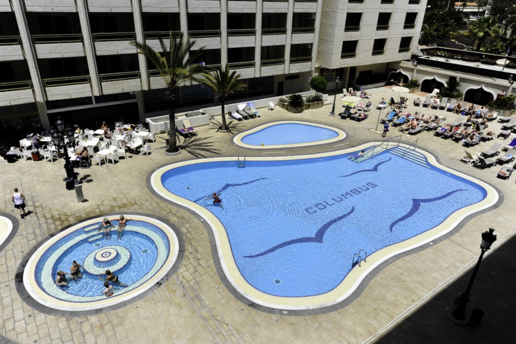 Piscina deschisă