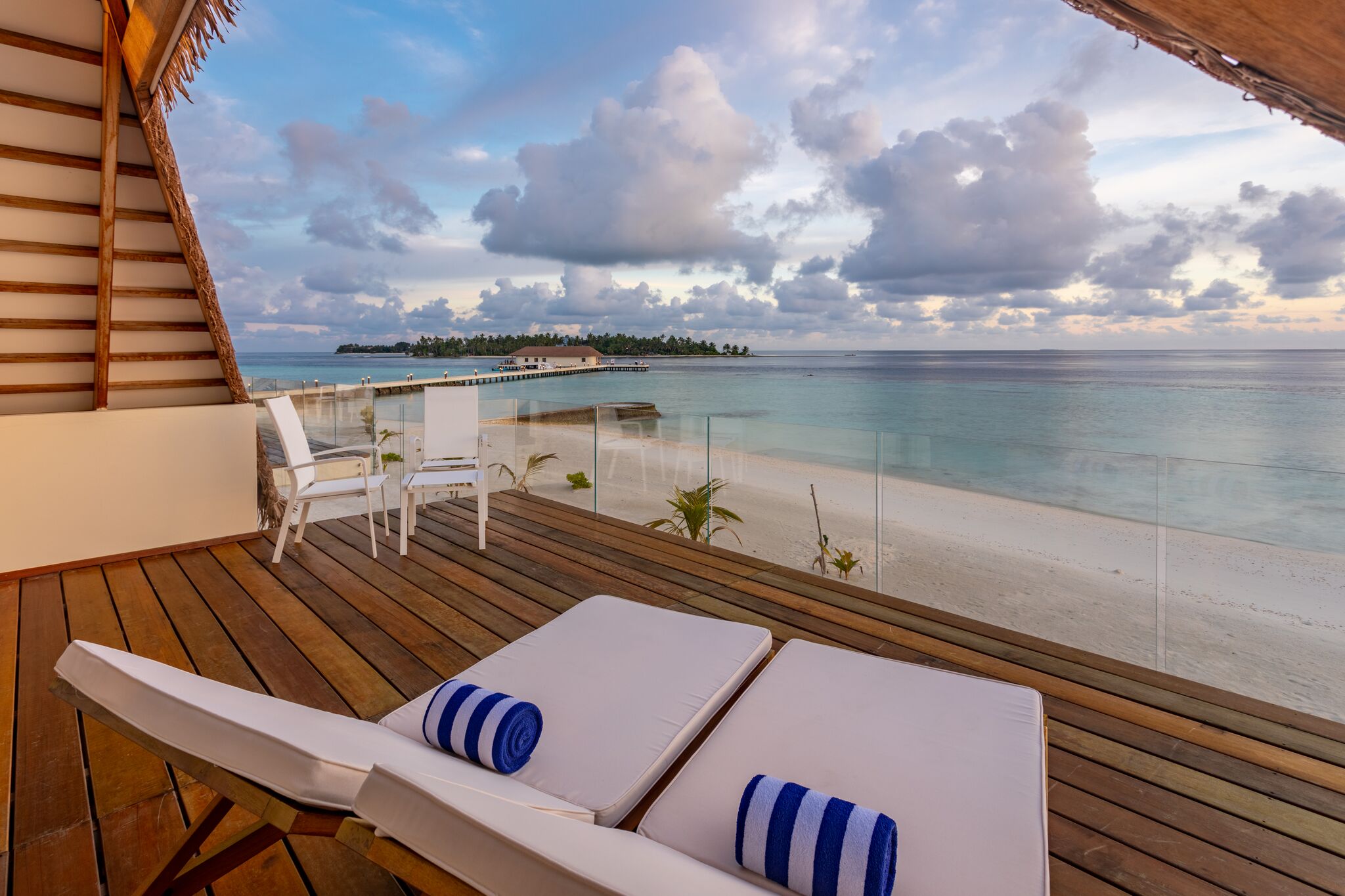 Superior Beach Loft