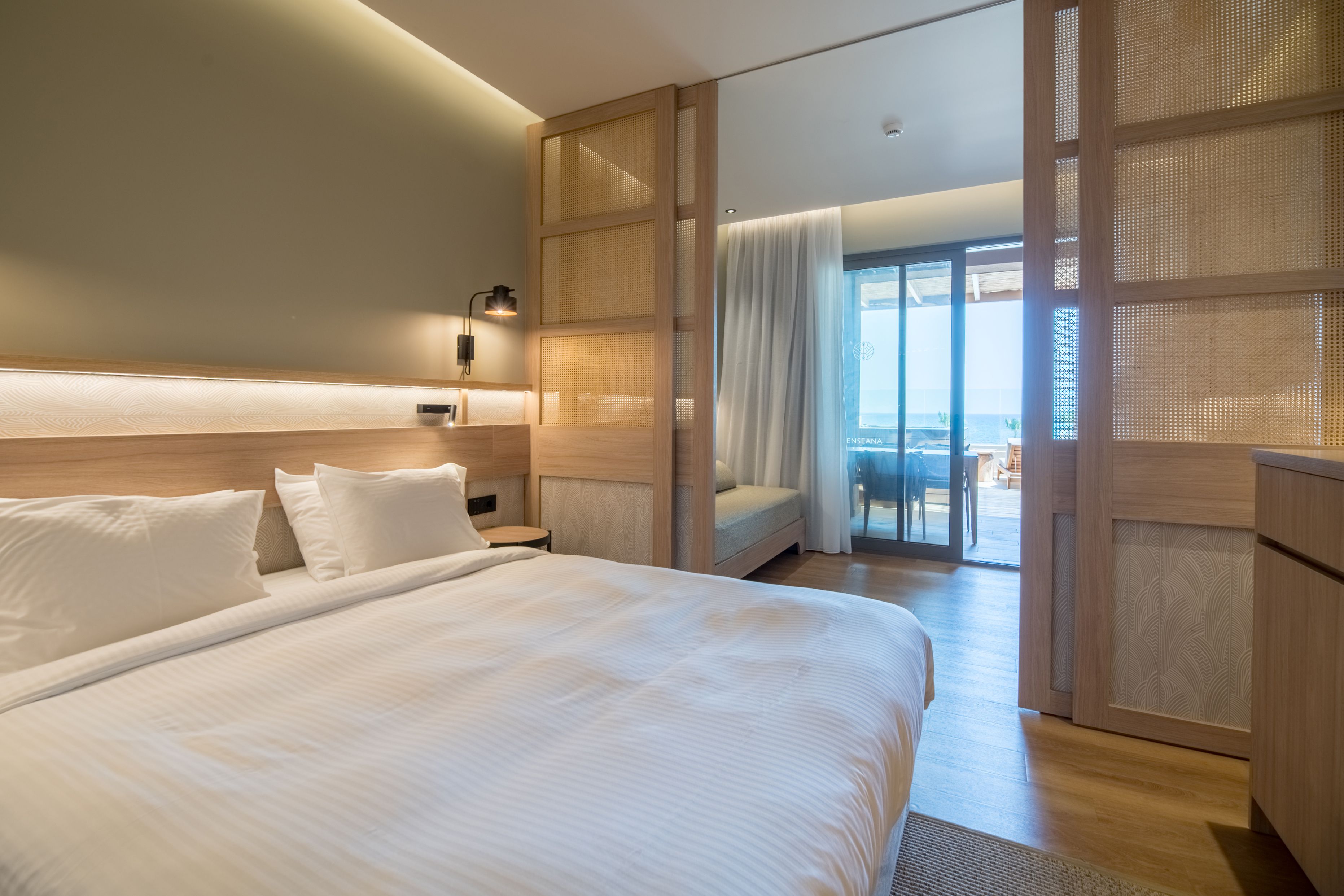 Petite Suite Sea View Outdoor Hot Tub