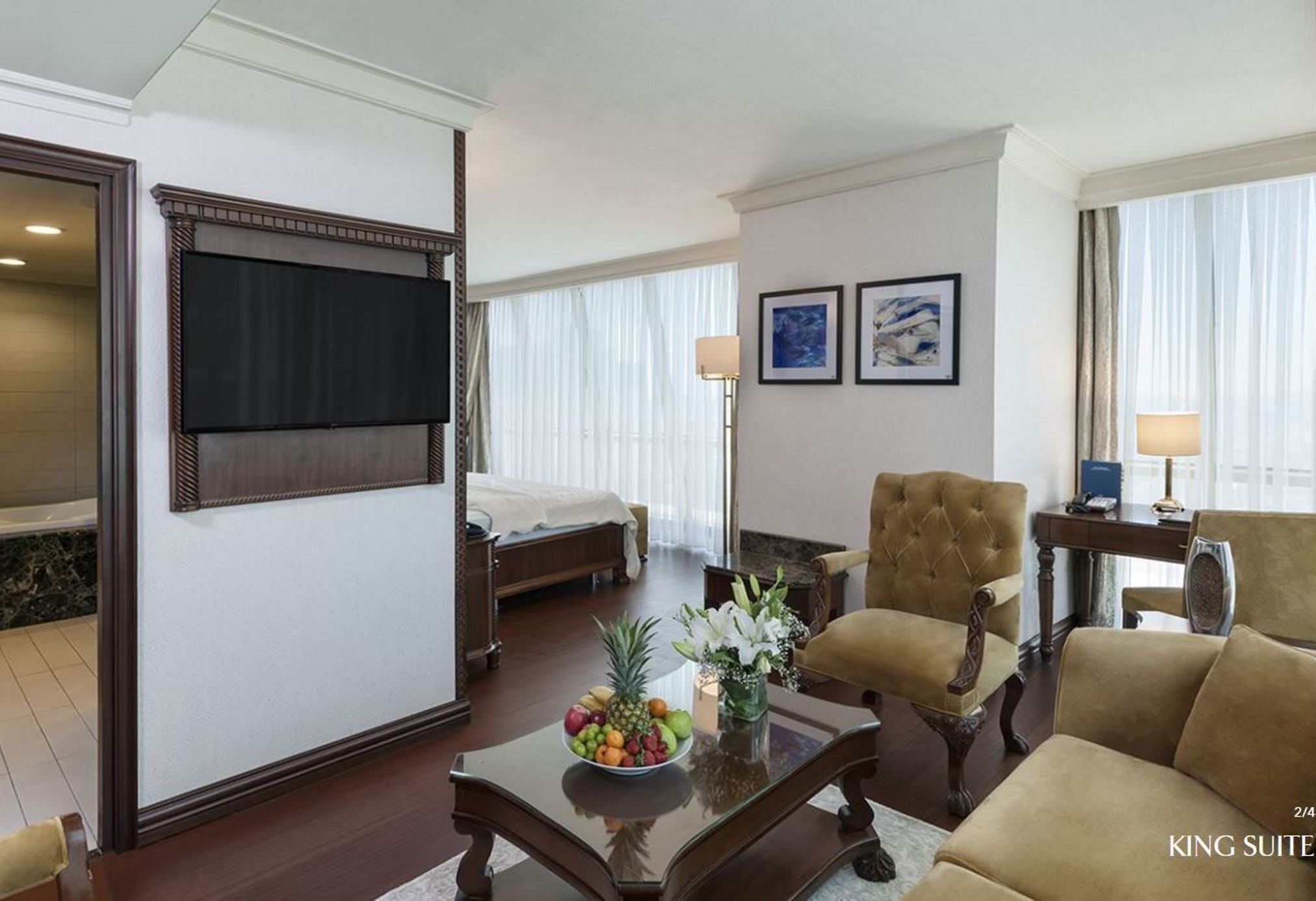 KING SUITE 