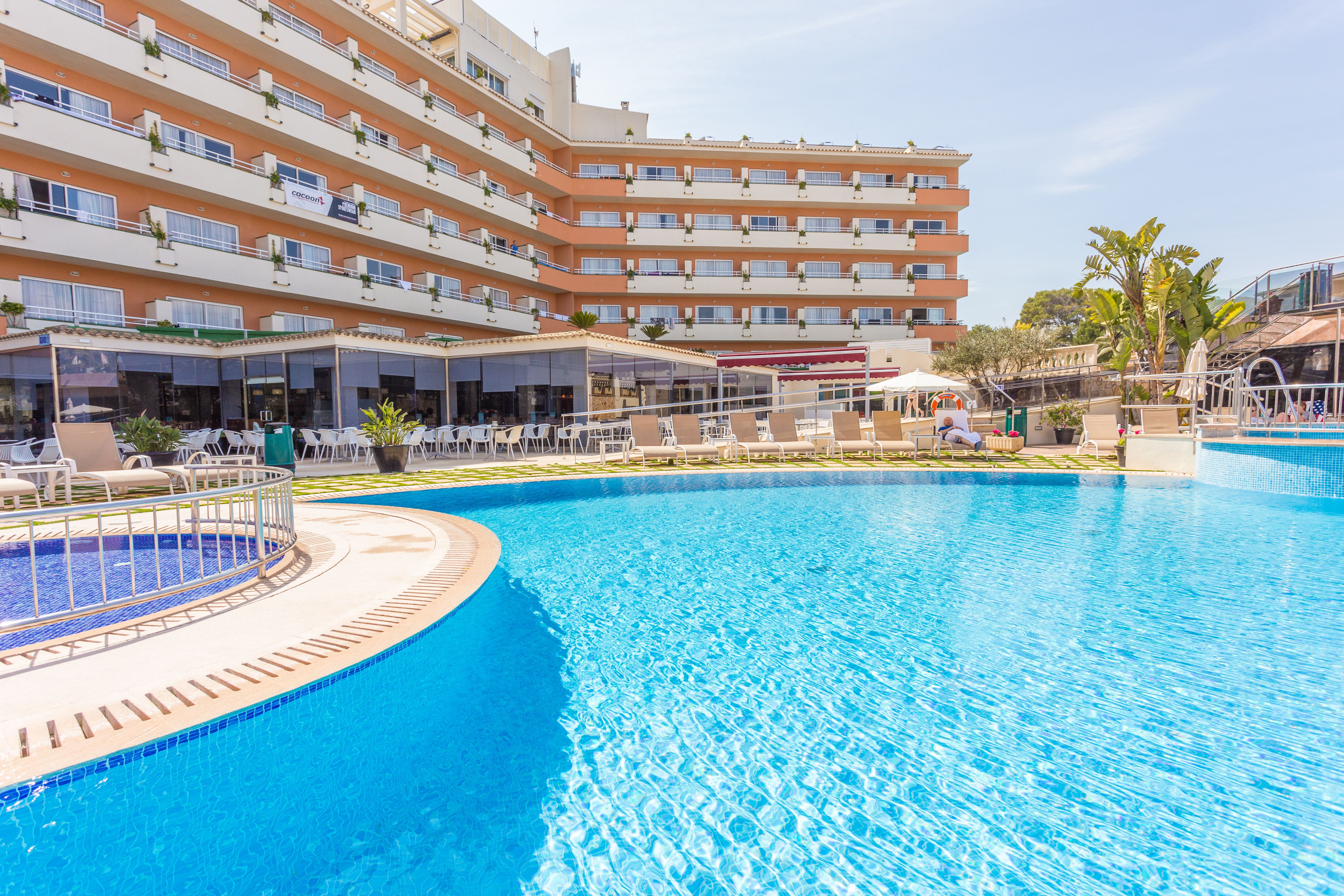 Piscina deschisă