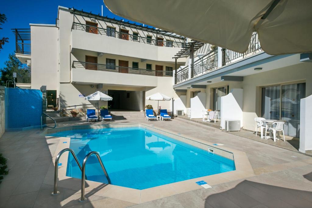 Piscina deschisă