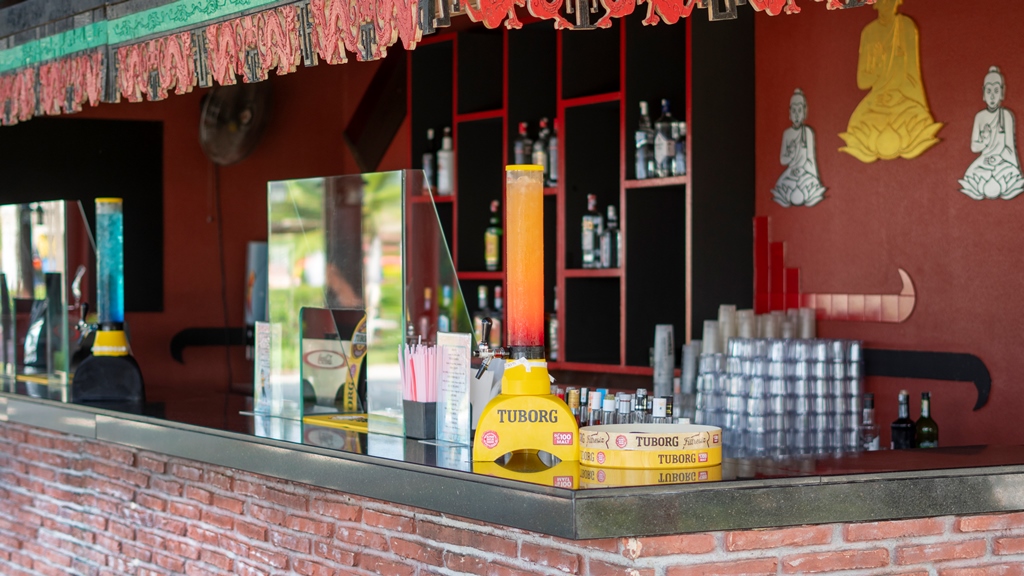 SNACK BAR