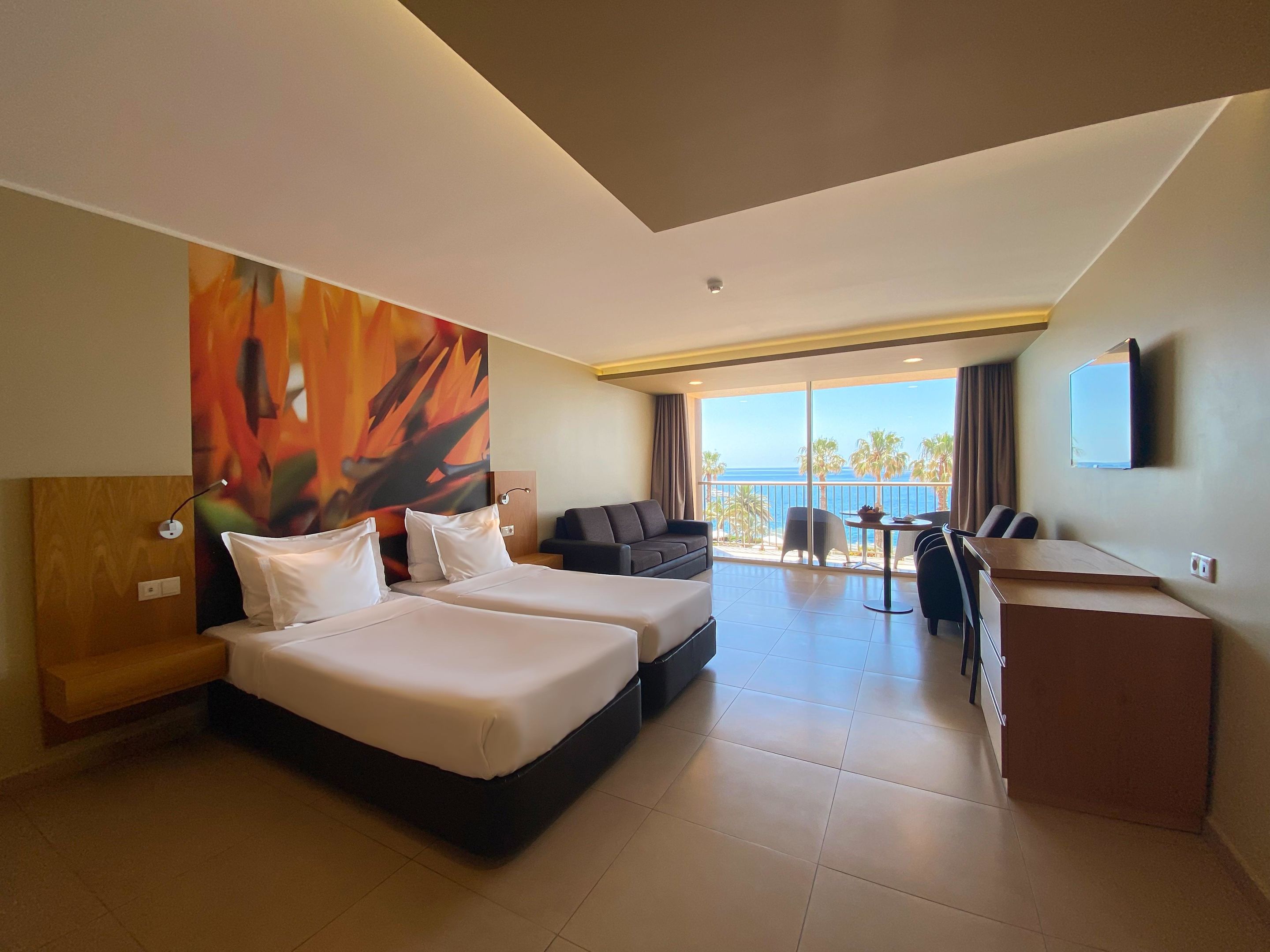 TWIN SUPERIOR SEA VIEW BALCONY OR TERRACE