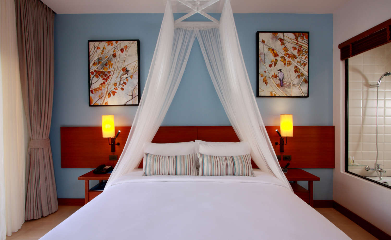 Premier Room