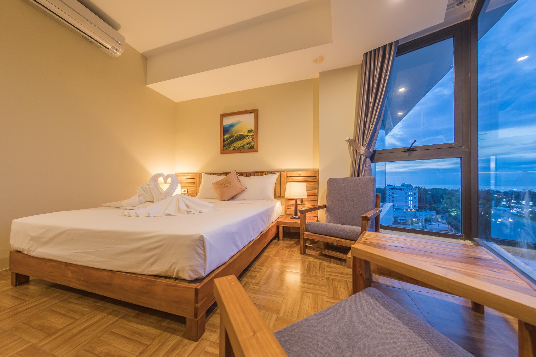 DELUXE DOUBLE OCEAN VIEW