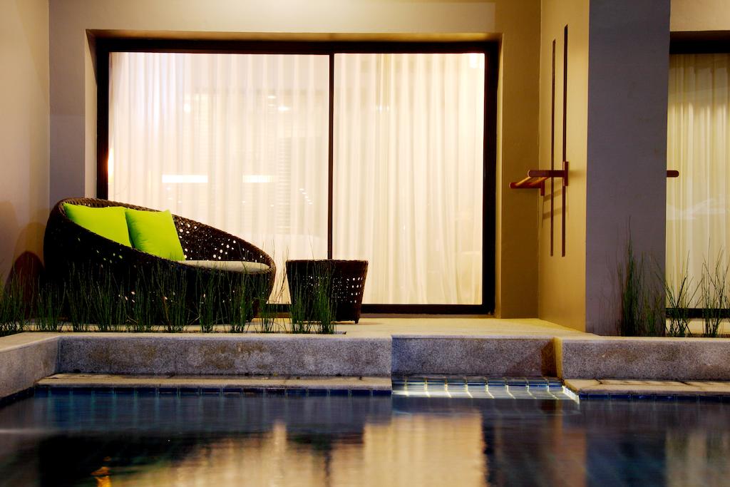 Premier Pool Access