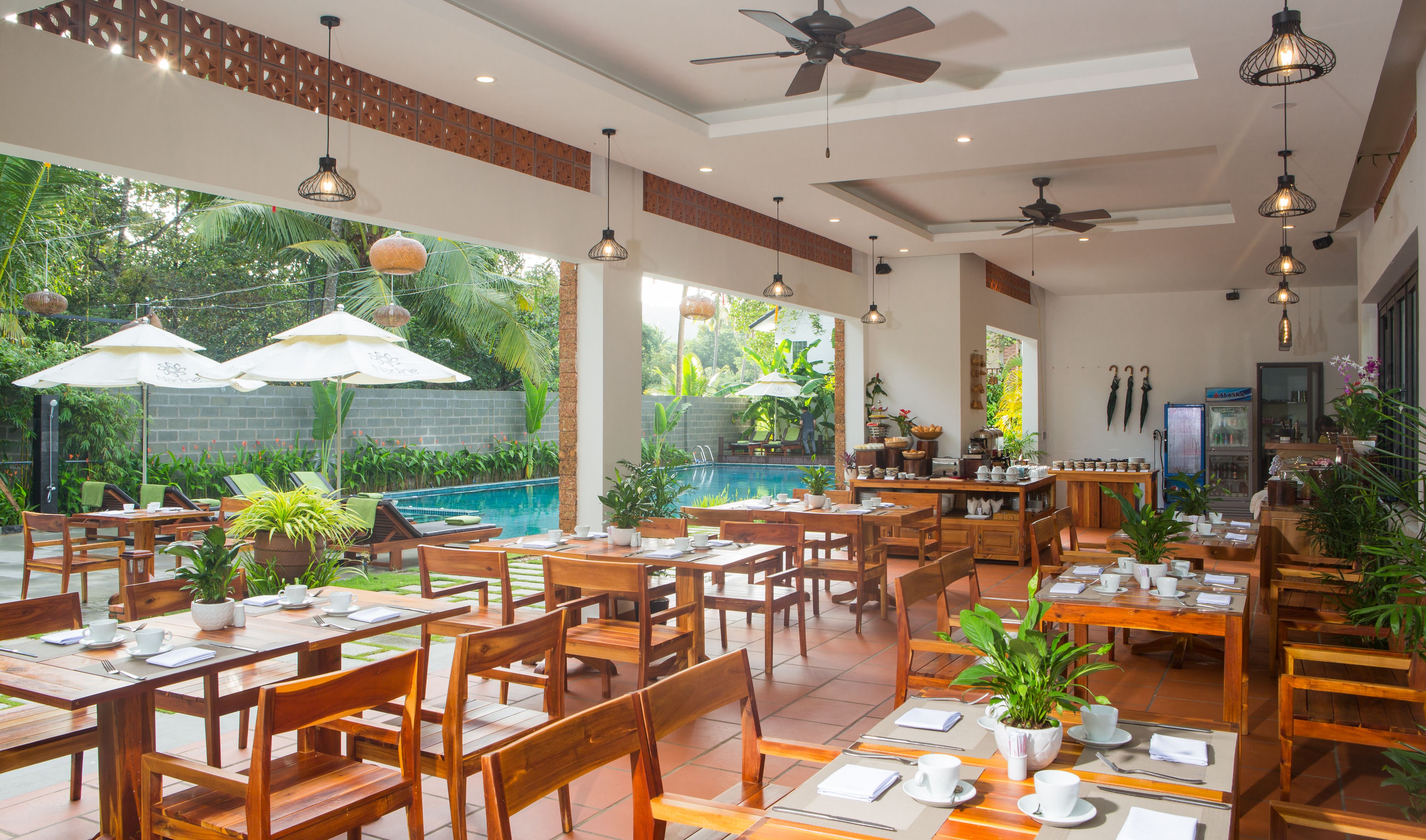 Nadine Restaurant