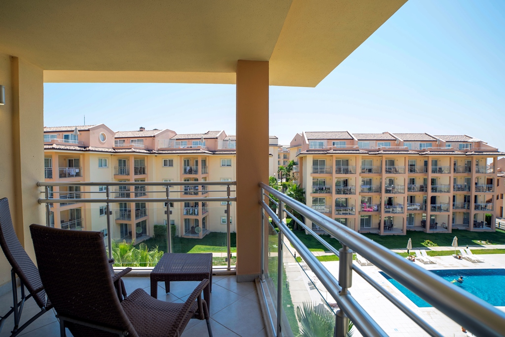 SUPERIOR DUBLEX SUITE 2 BEDROOMS BALCONY OR TERRACE