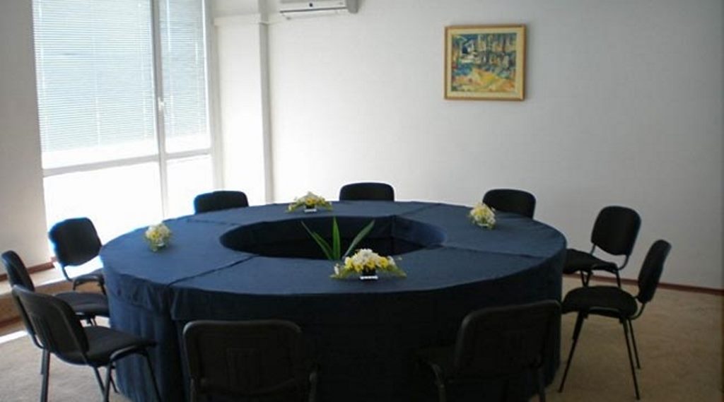 MICE (servicii de organizare de întâlniri, conferințe, alte evenimente)
