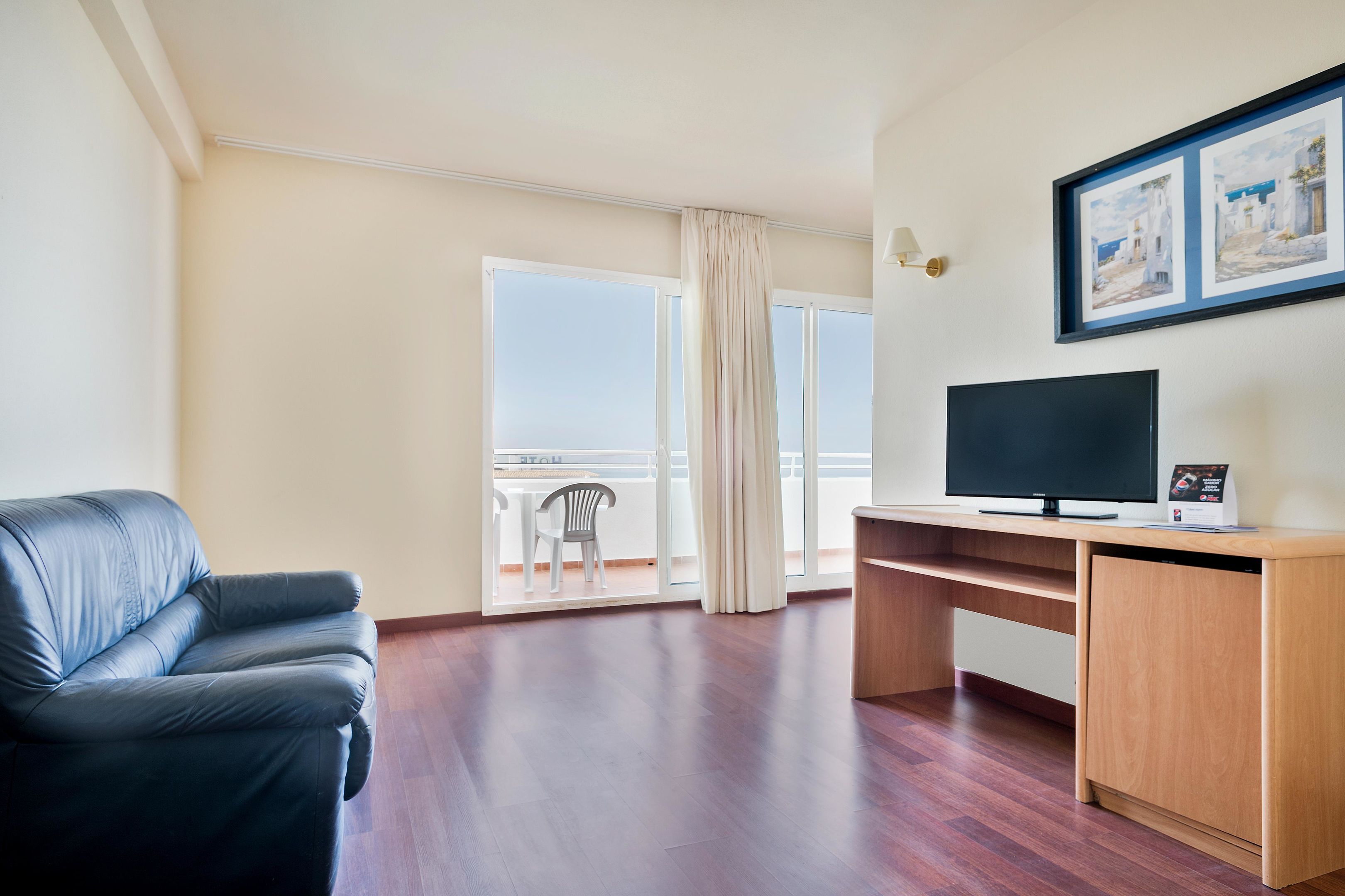 SUITE JUNIOR WITH TERRACE 