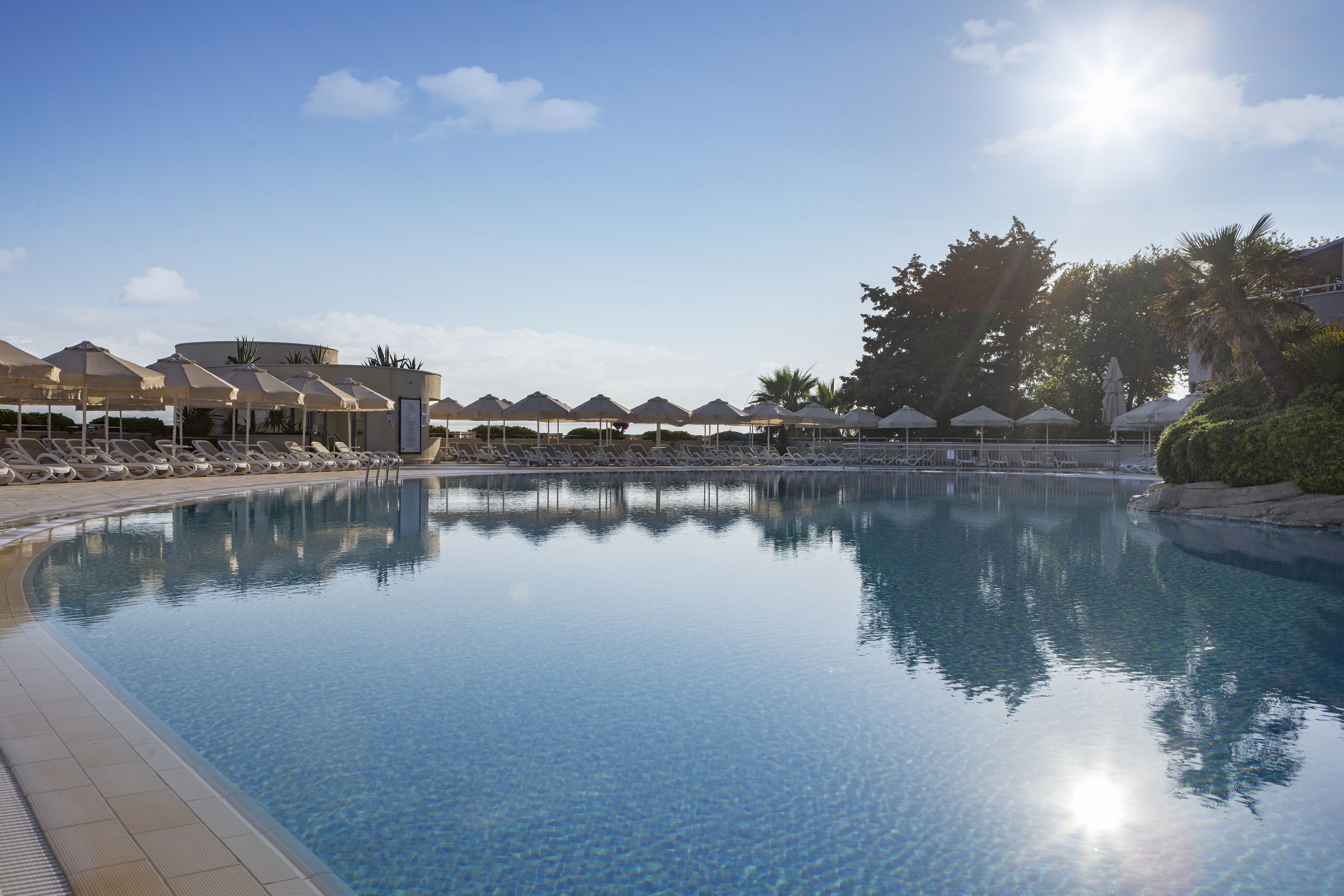 Piscina deschisă