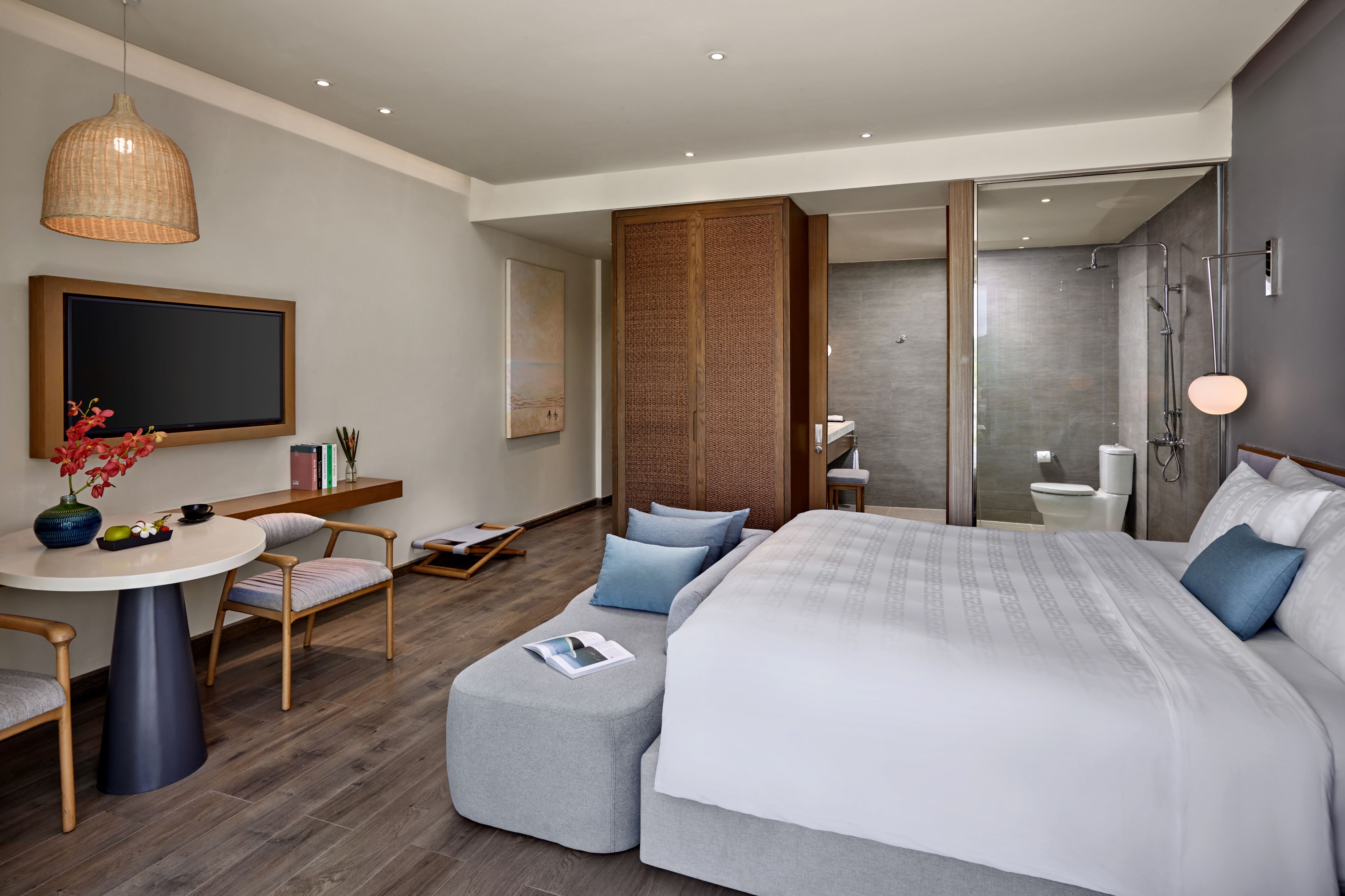 STANDARD ROOM WITH BALCONY