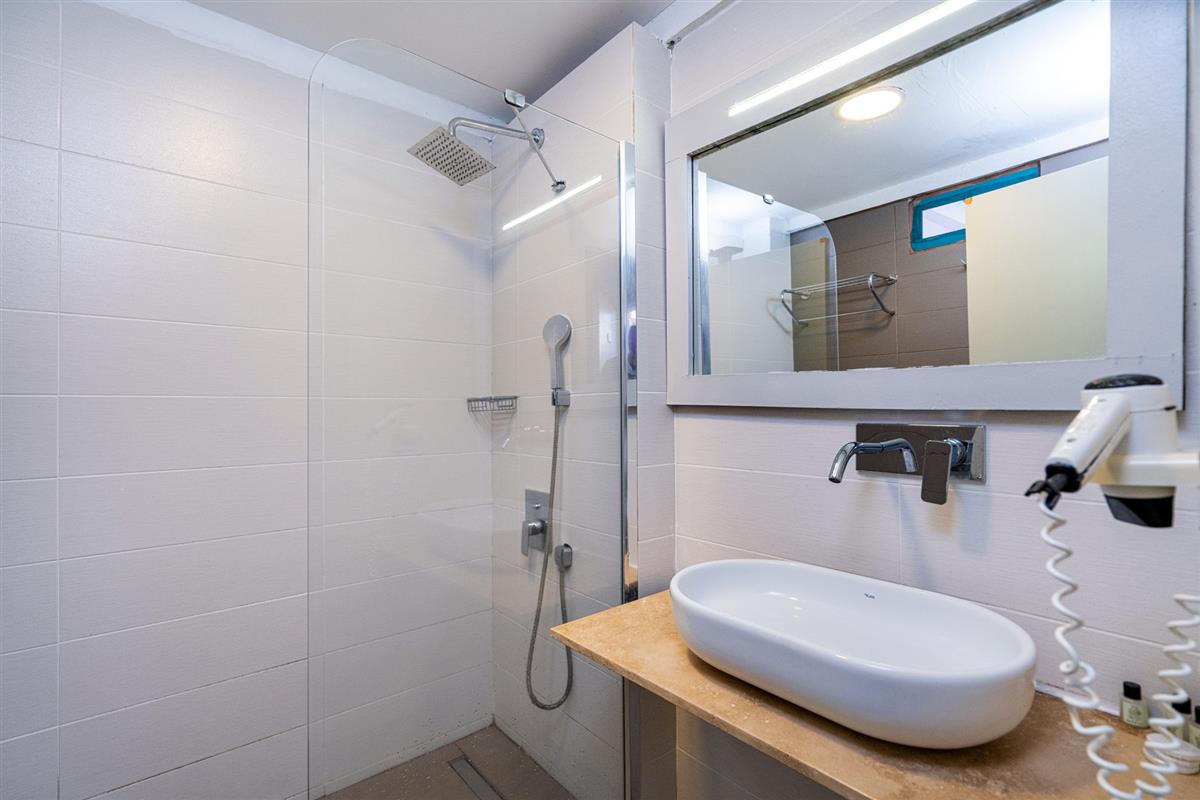 Standard Sea View Room