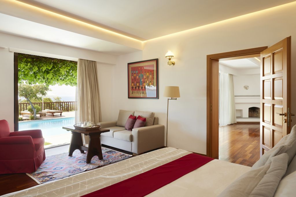 KING MINOS ROYALTY MINOAN VILLA SEA VIEW PRIVATE POOL