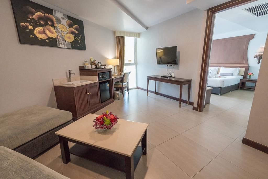 GRAND SUITE ONE BEDROOM