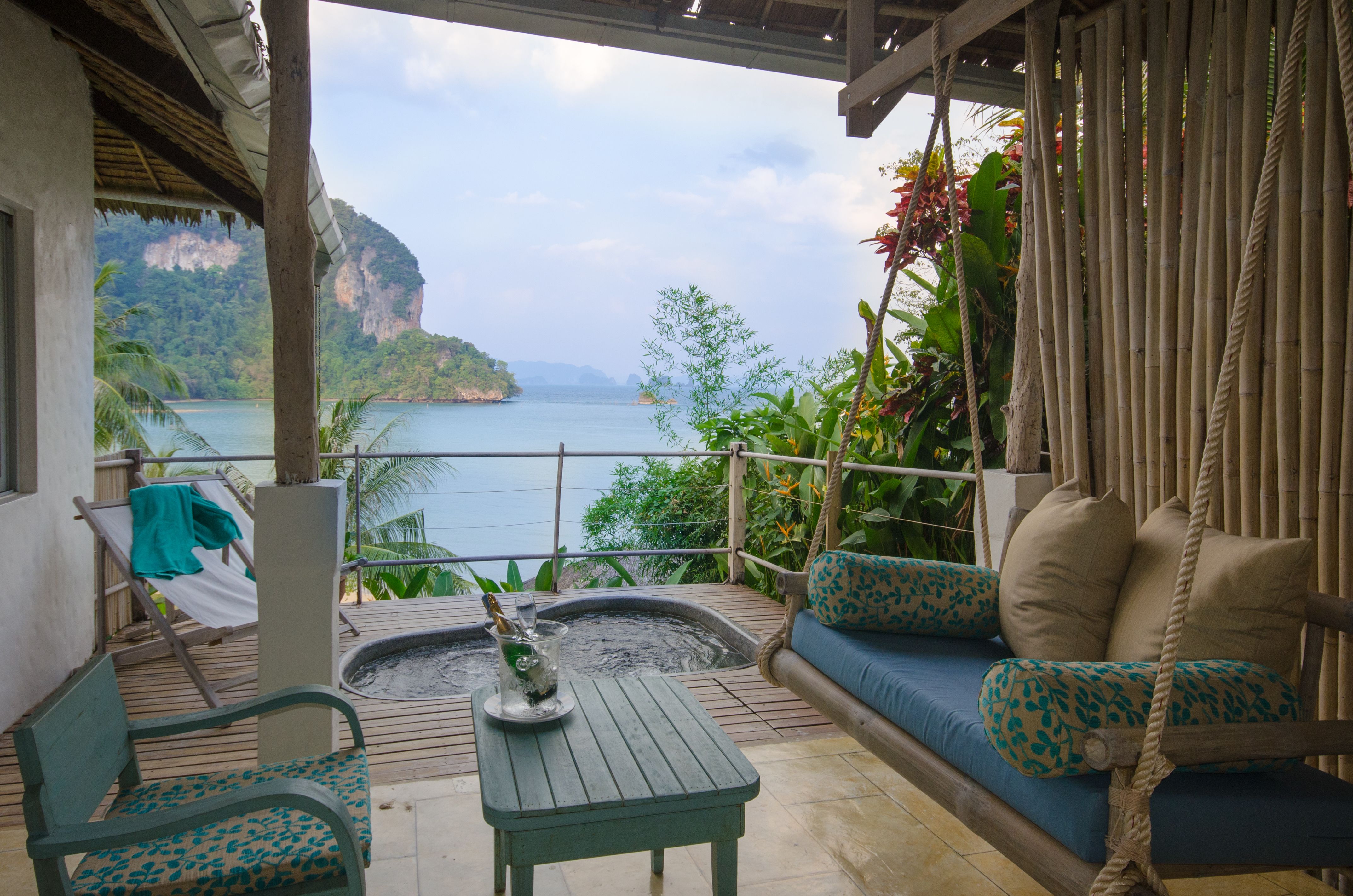 Plunge Pool Deluxe Studio