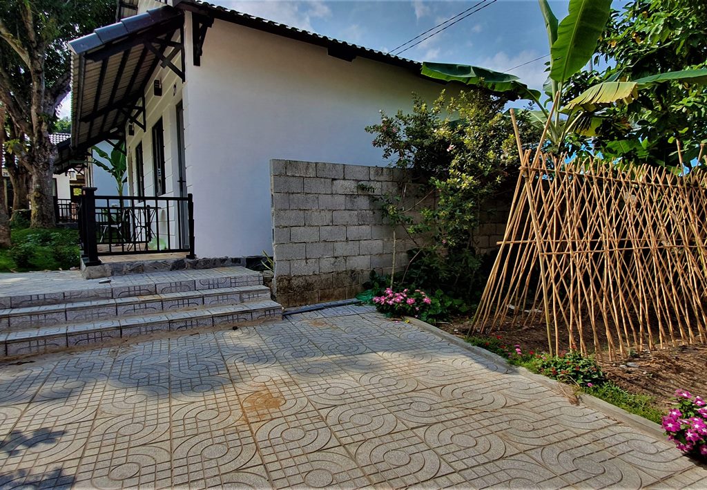  BUNGALOW GARDEN VIEW 