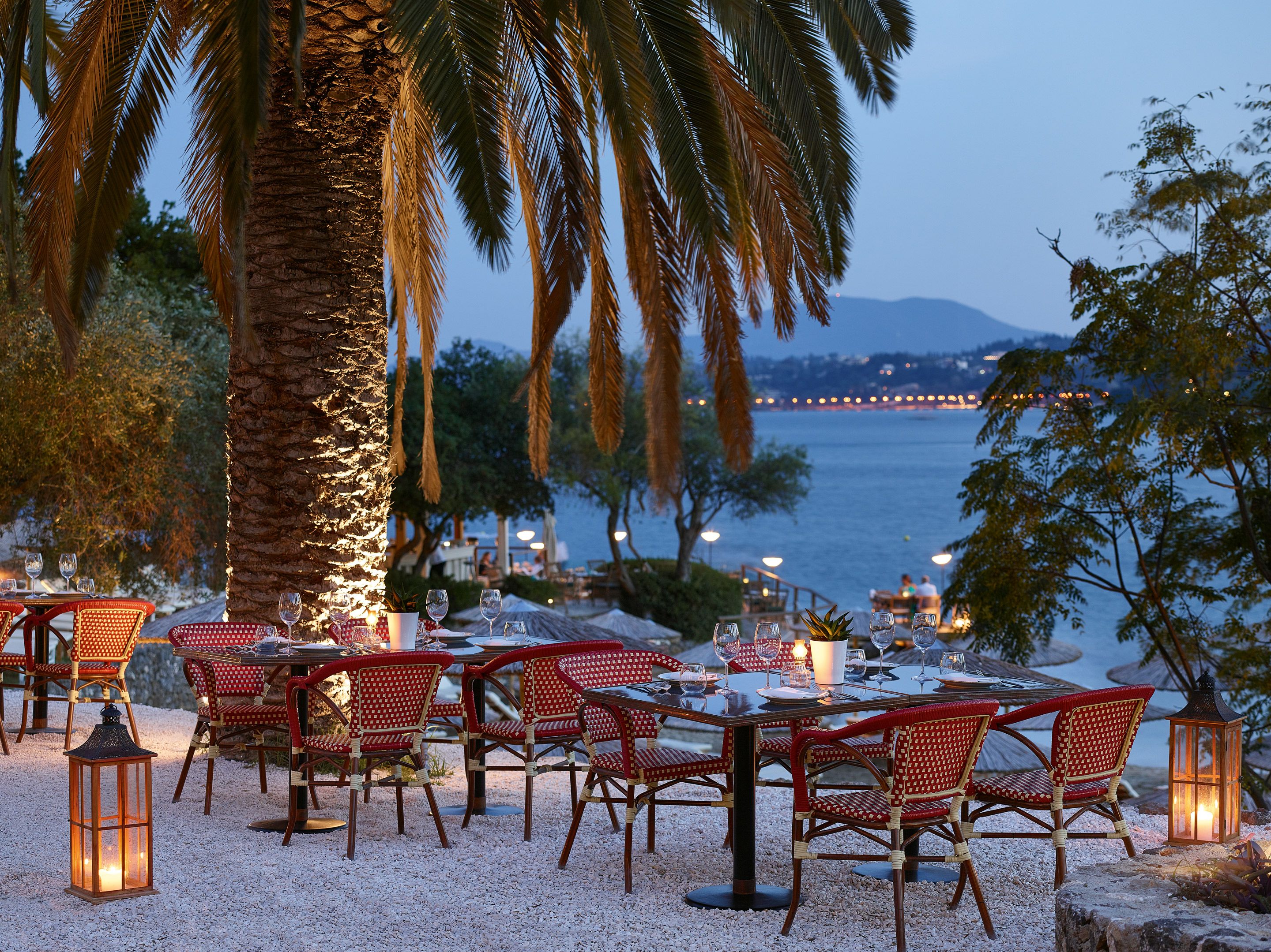 WINE BAR BY TRATTORIA