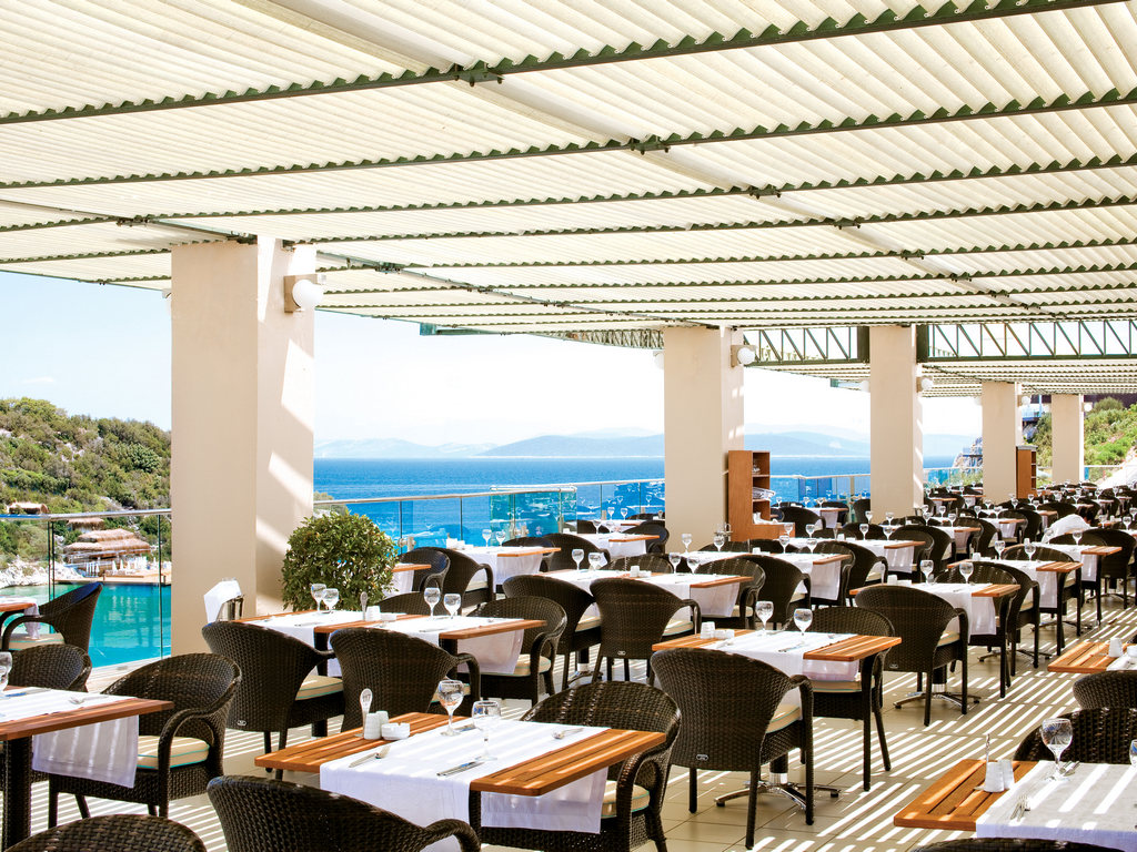 MAIN RESTAURANT