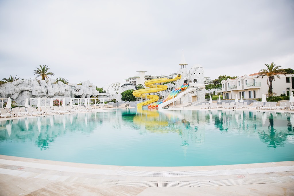 Piscina deschisă