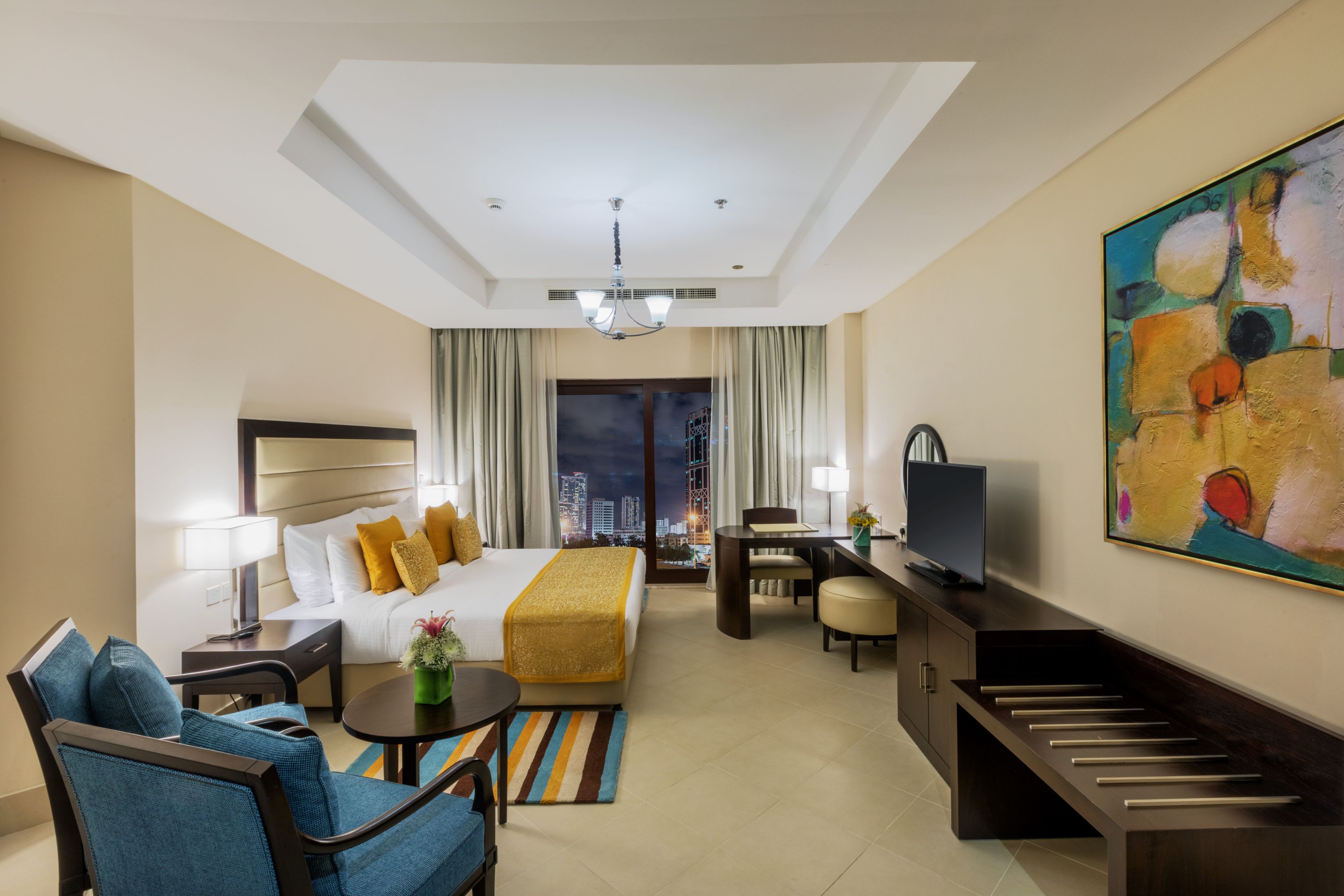 ONE BEDROOM MOUNTAIN/CITYVIEW 