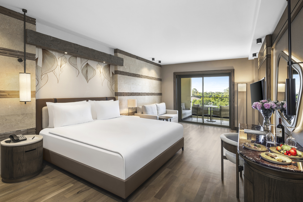 One Bedroom Suite  Golf  View