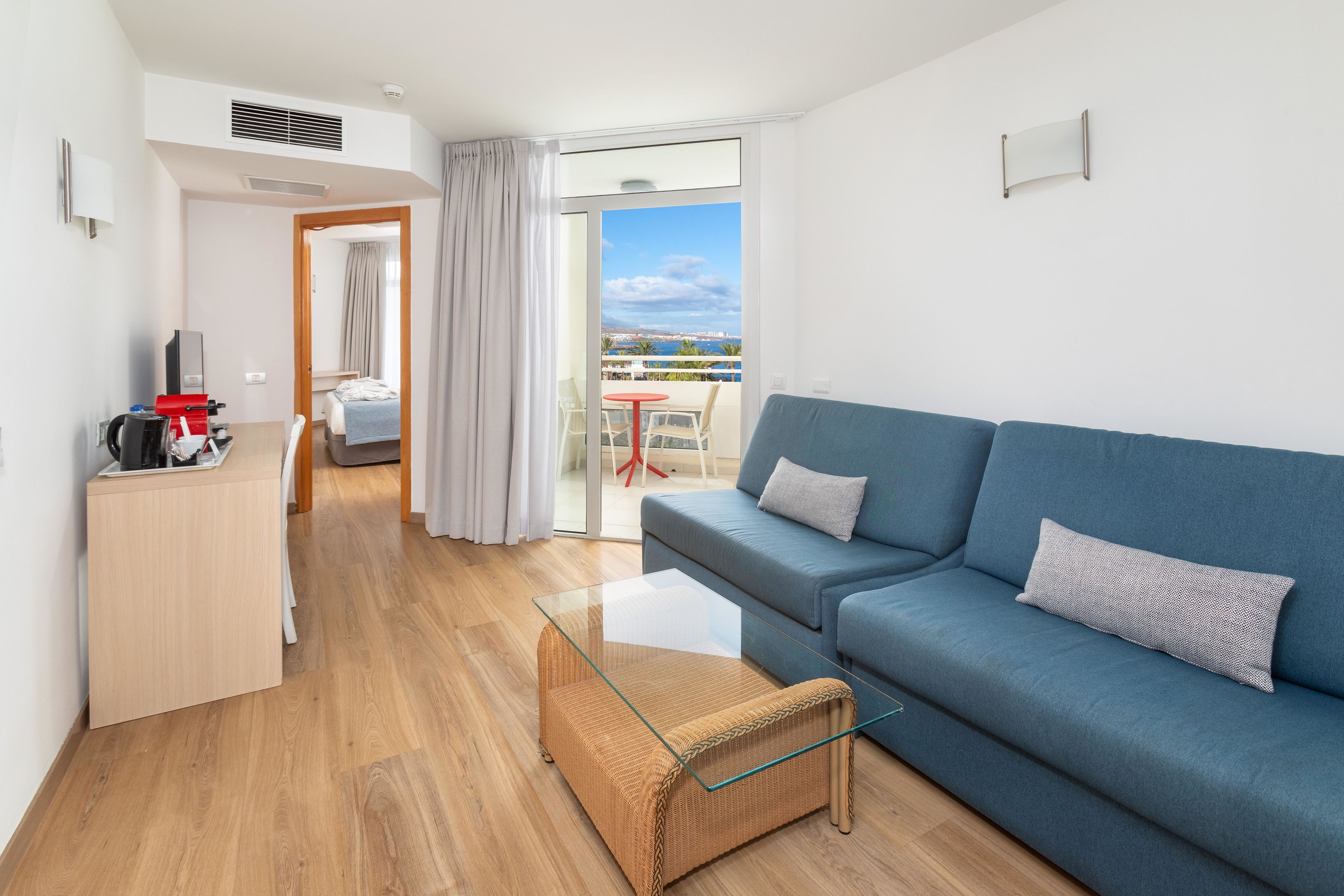 JUNIOR SUITE SEA VIEW BALCONY OR TERRACE
